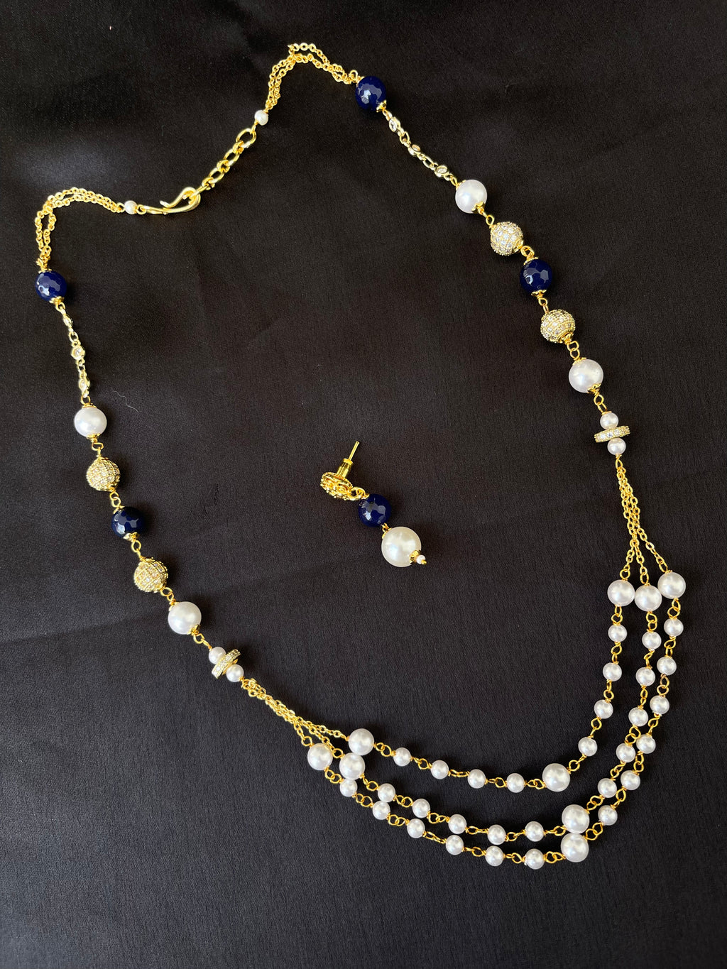 White blue 3 layers chain with earrings pr006