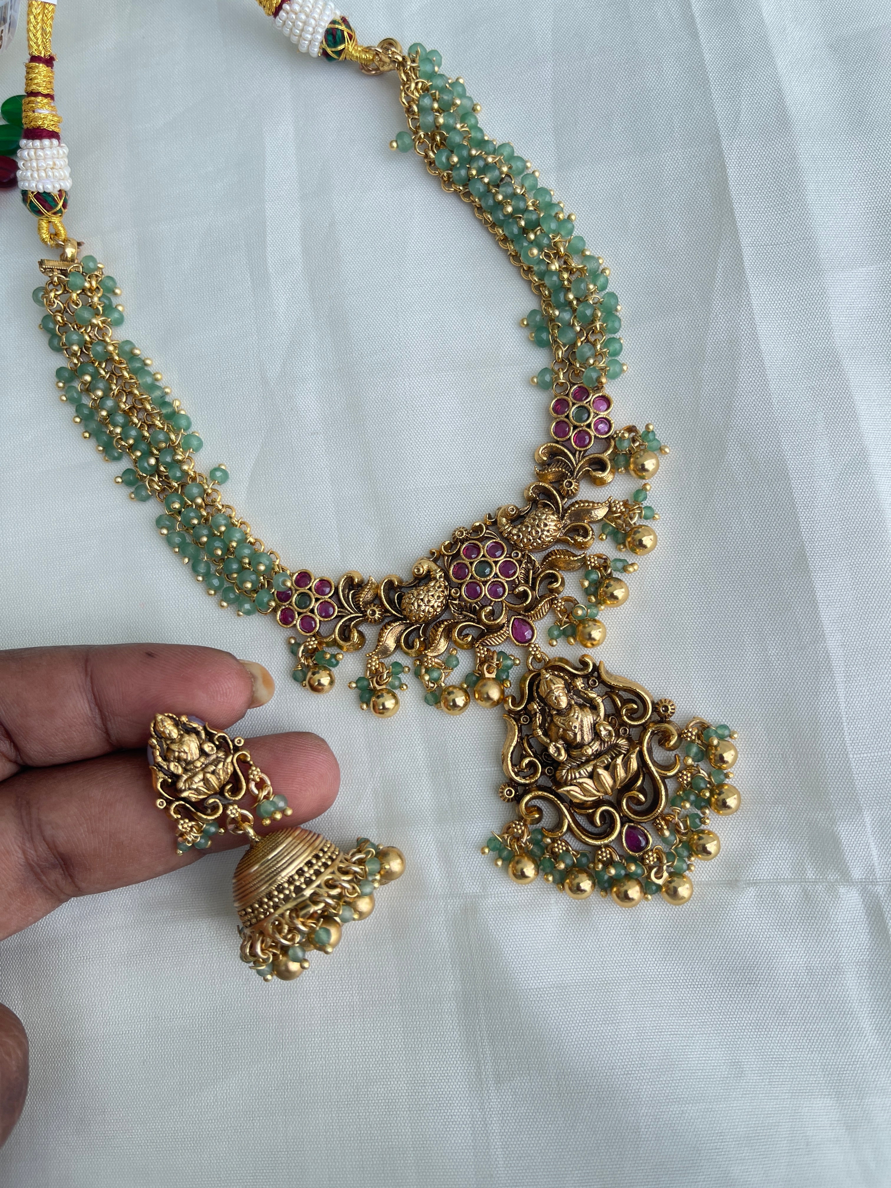 Ns1529 pastel beads Lakshmi Devi neckset