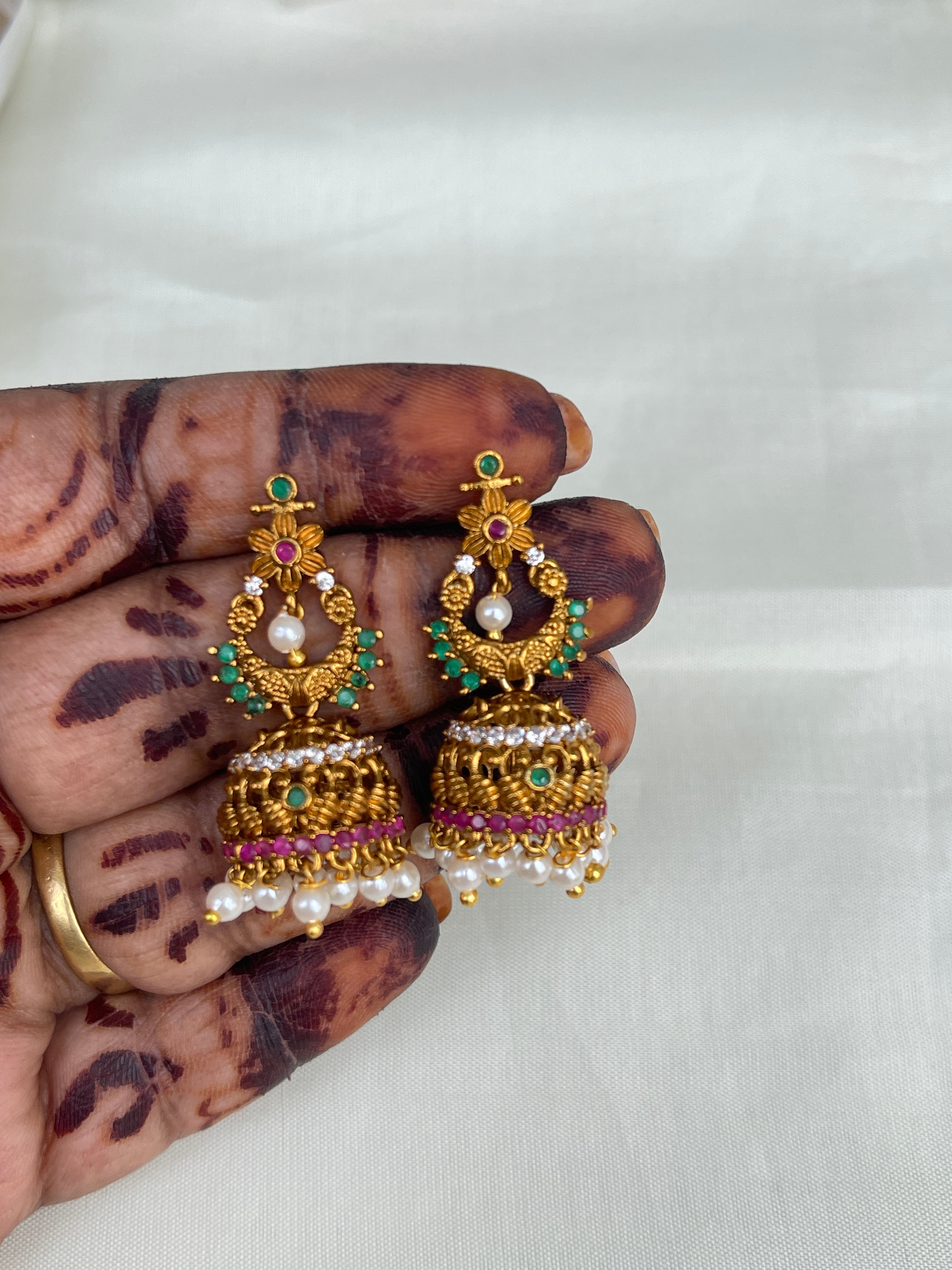 Small size chandbali butta earrings br5010