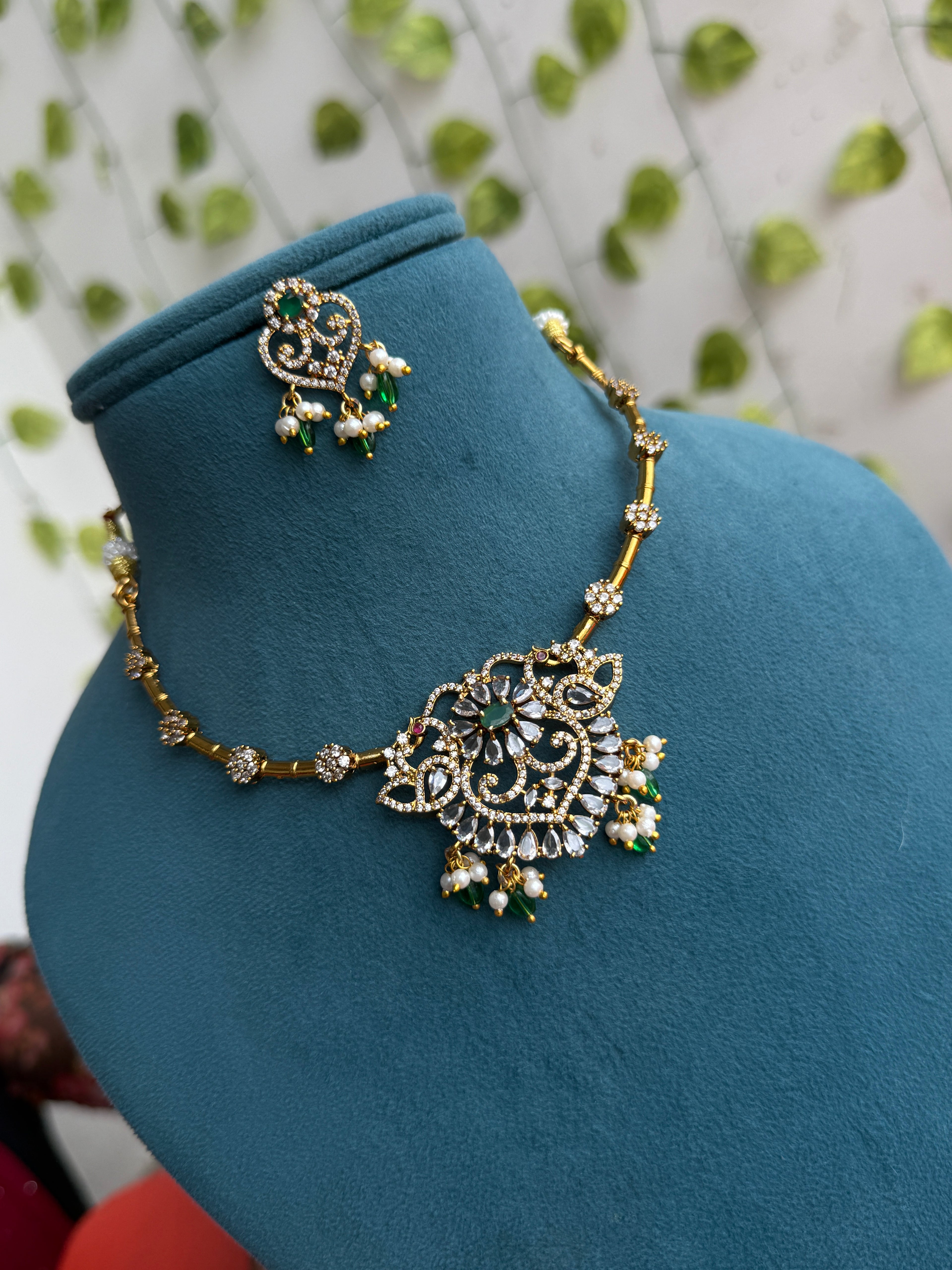 Ns847 peacock multi stones short kante Neckset with earrings