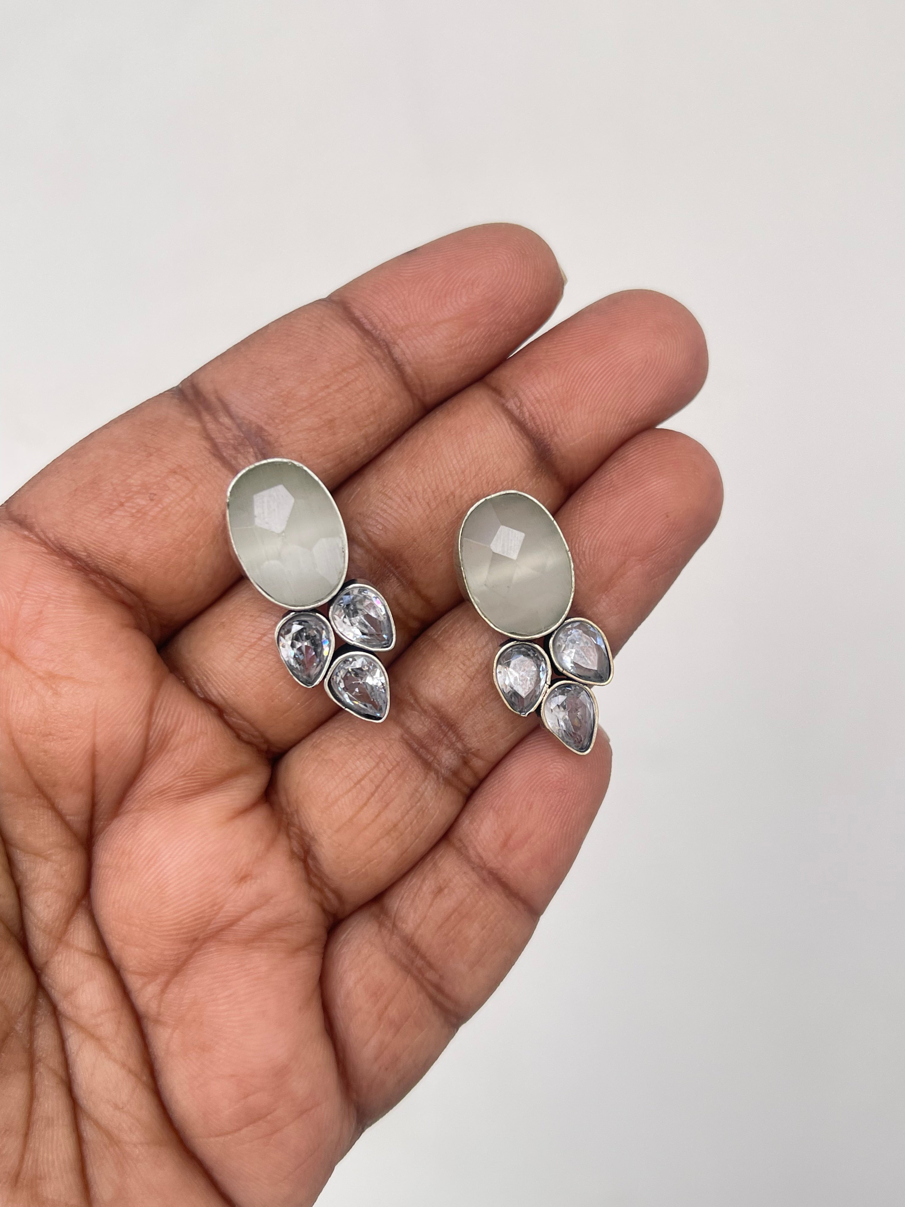 White drop studs