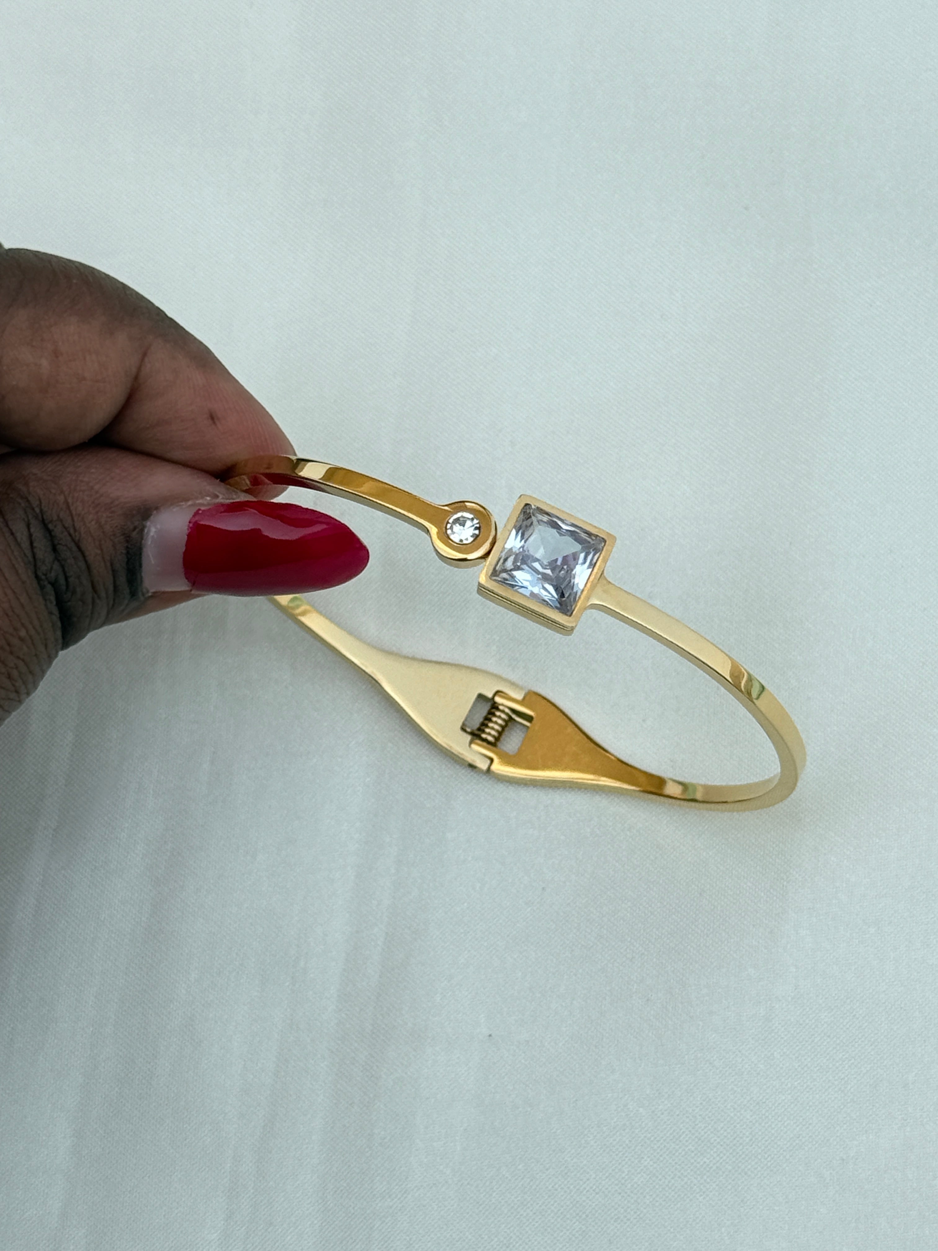 Ab541 anti tarnish openable kada bracelet