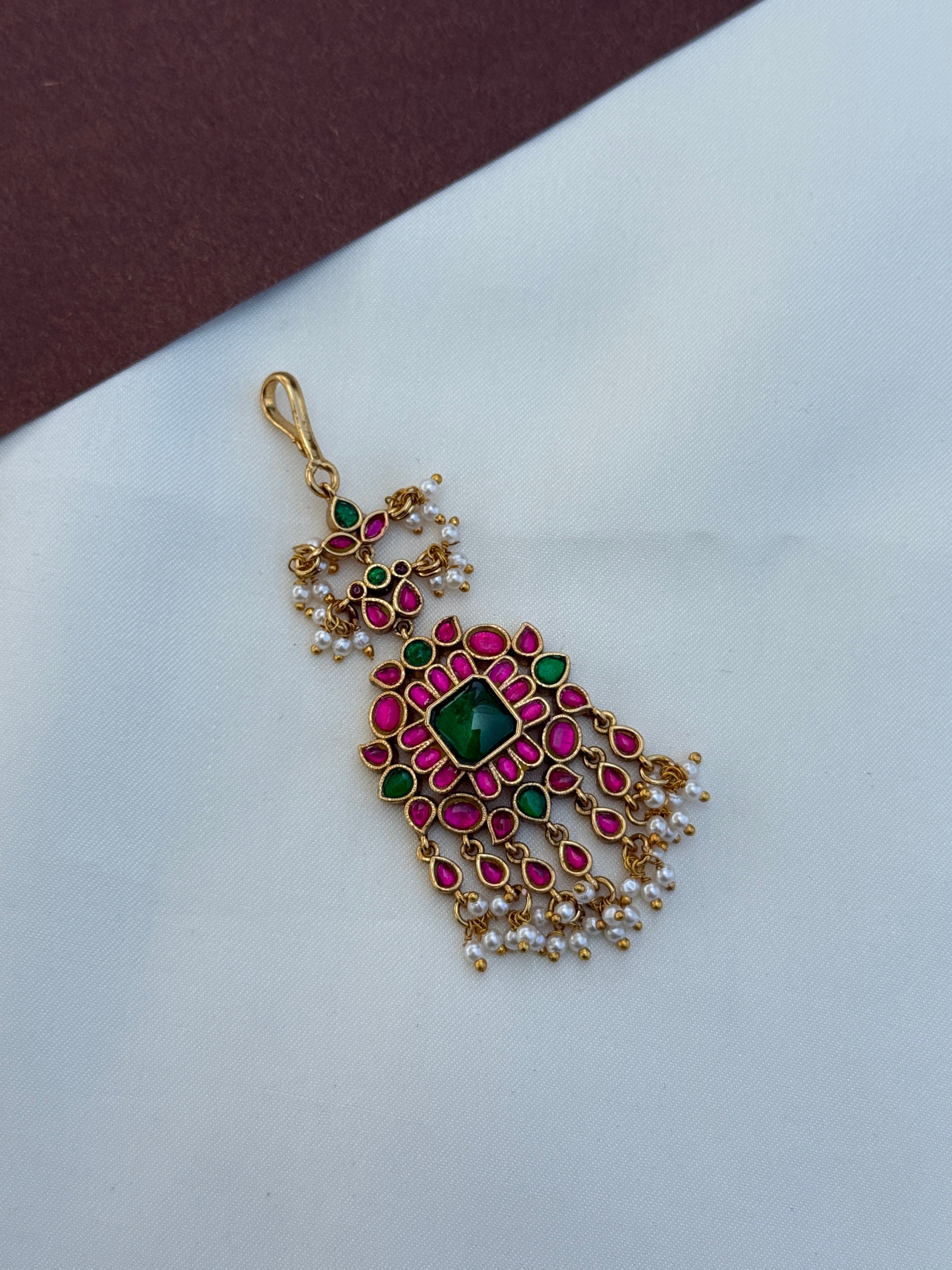 Tk706 jadau kundan tikka