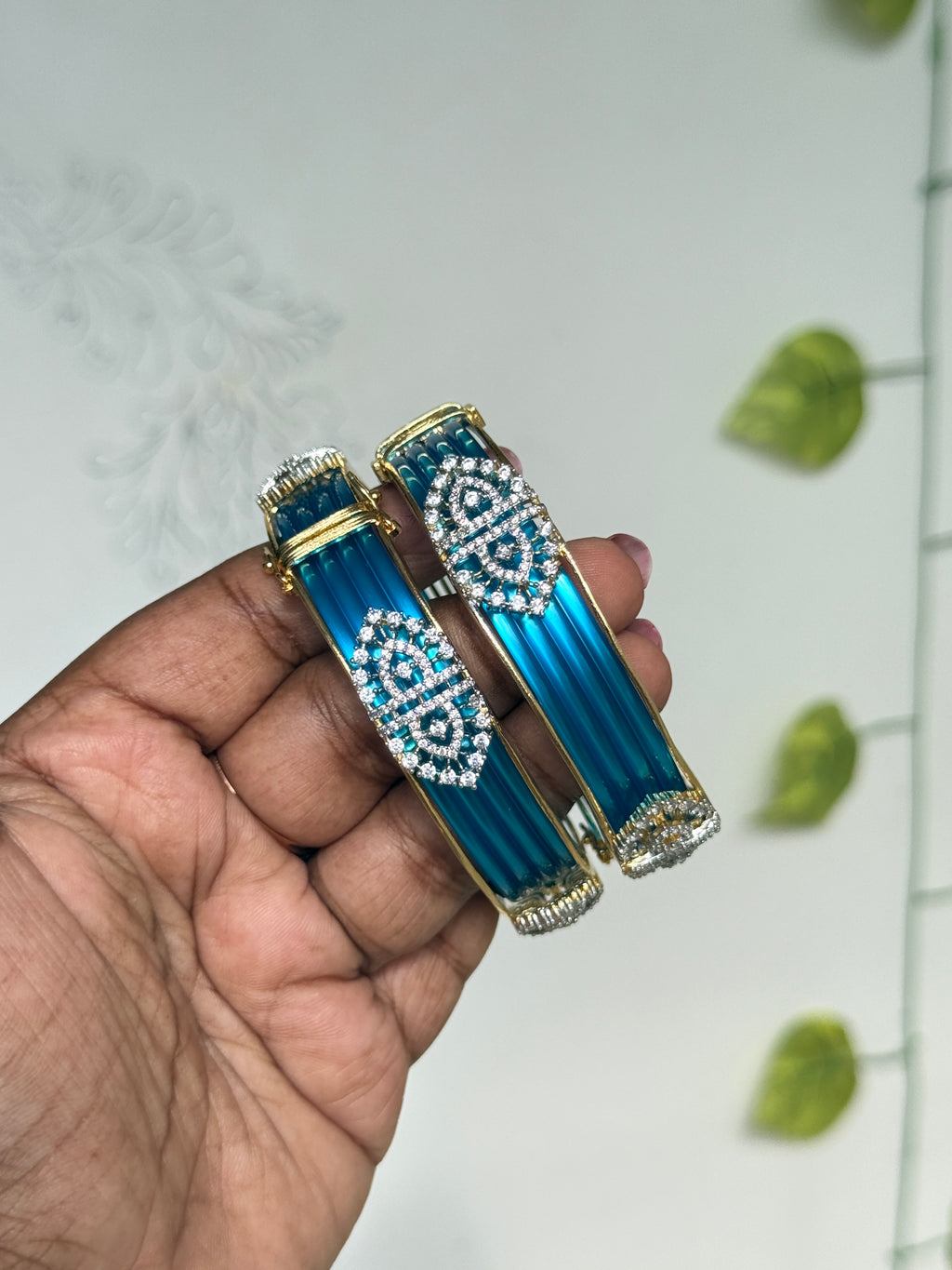 Sb660 changeable bangles.u can change into 10different colors