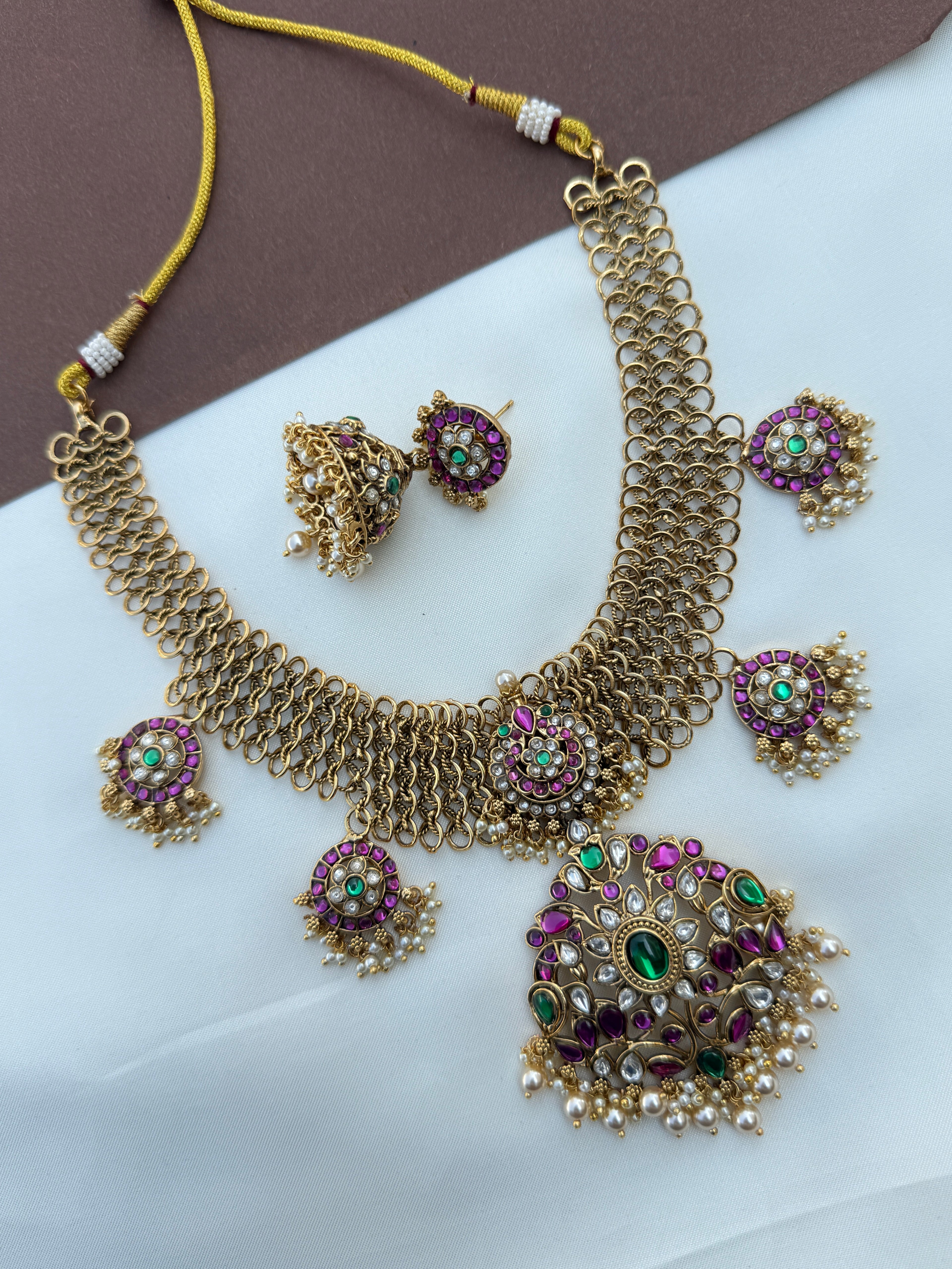 Ns649 nakshi jadau kundan golden loop neckset