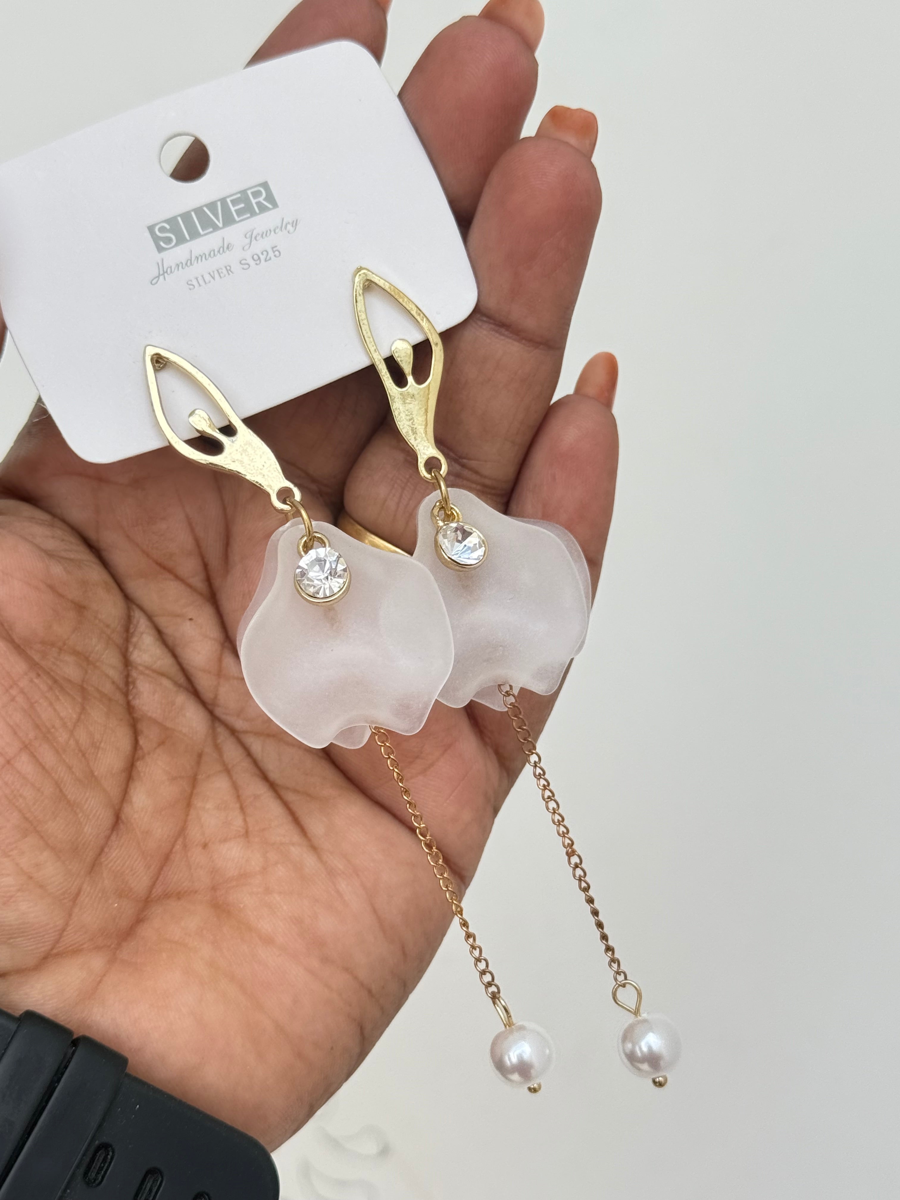 We504 dancing girls tassels