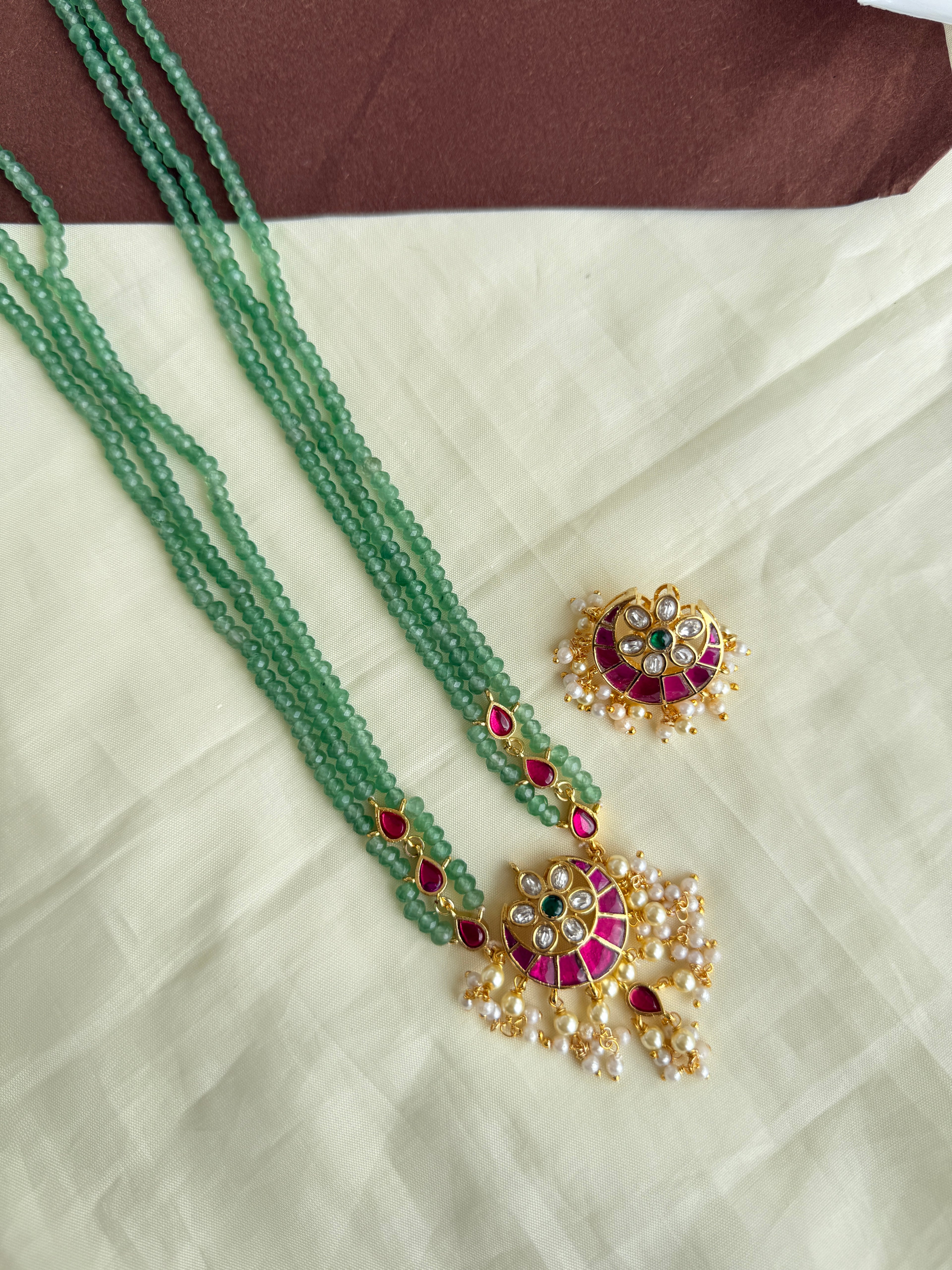 Bb0007 green beads jadau kundan pendant with earrings
