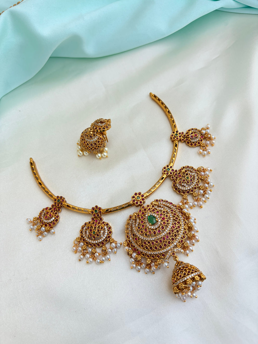 Royal Ruby & Emerald Short Neckset with Earrings Ns835