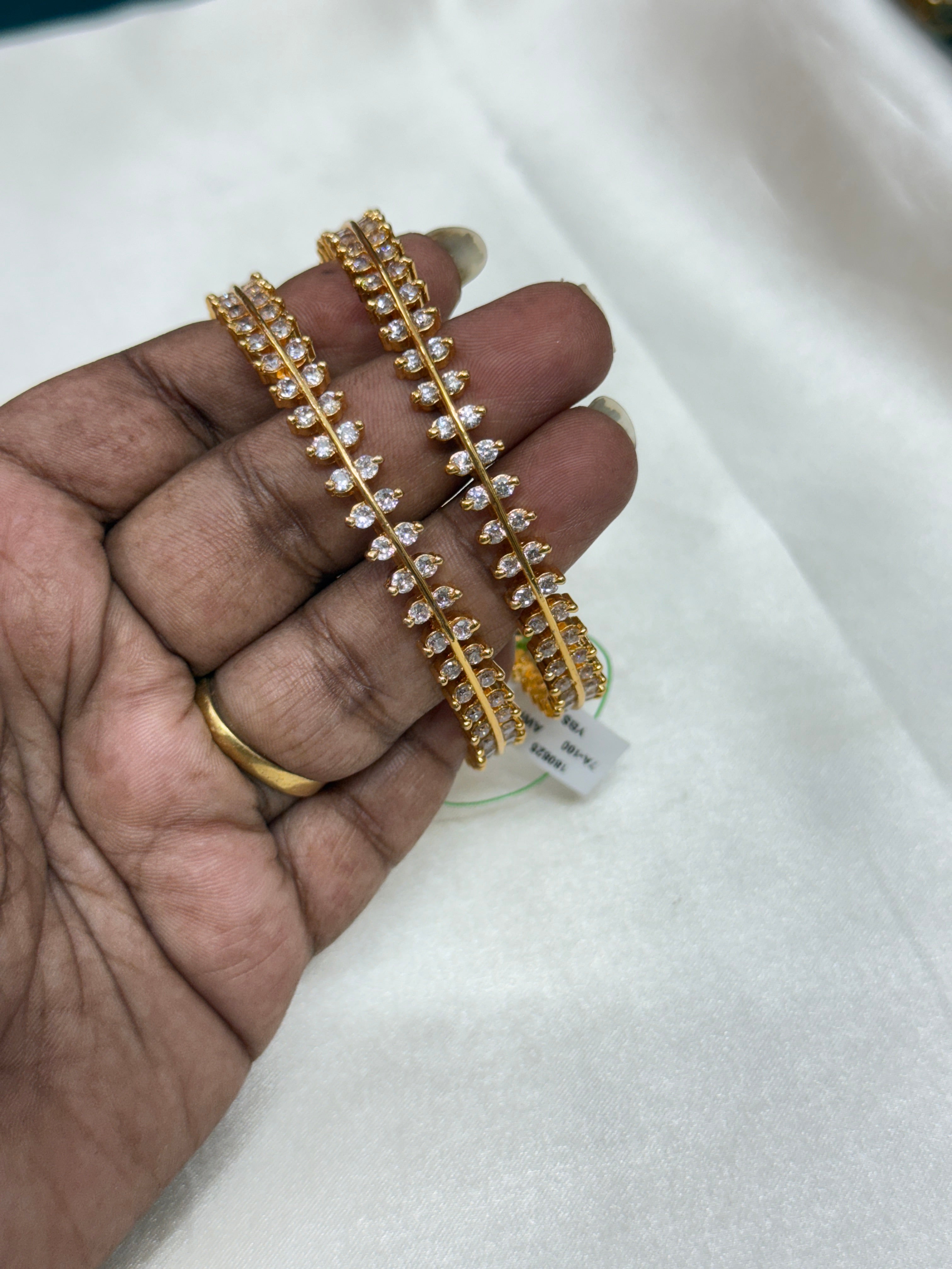 Sb137 diamond replica bangles