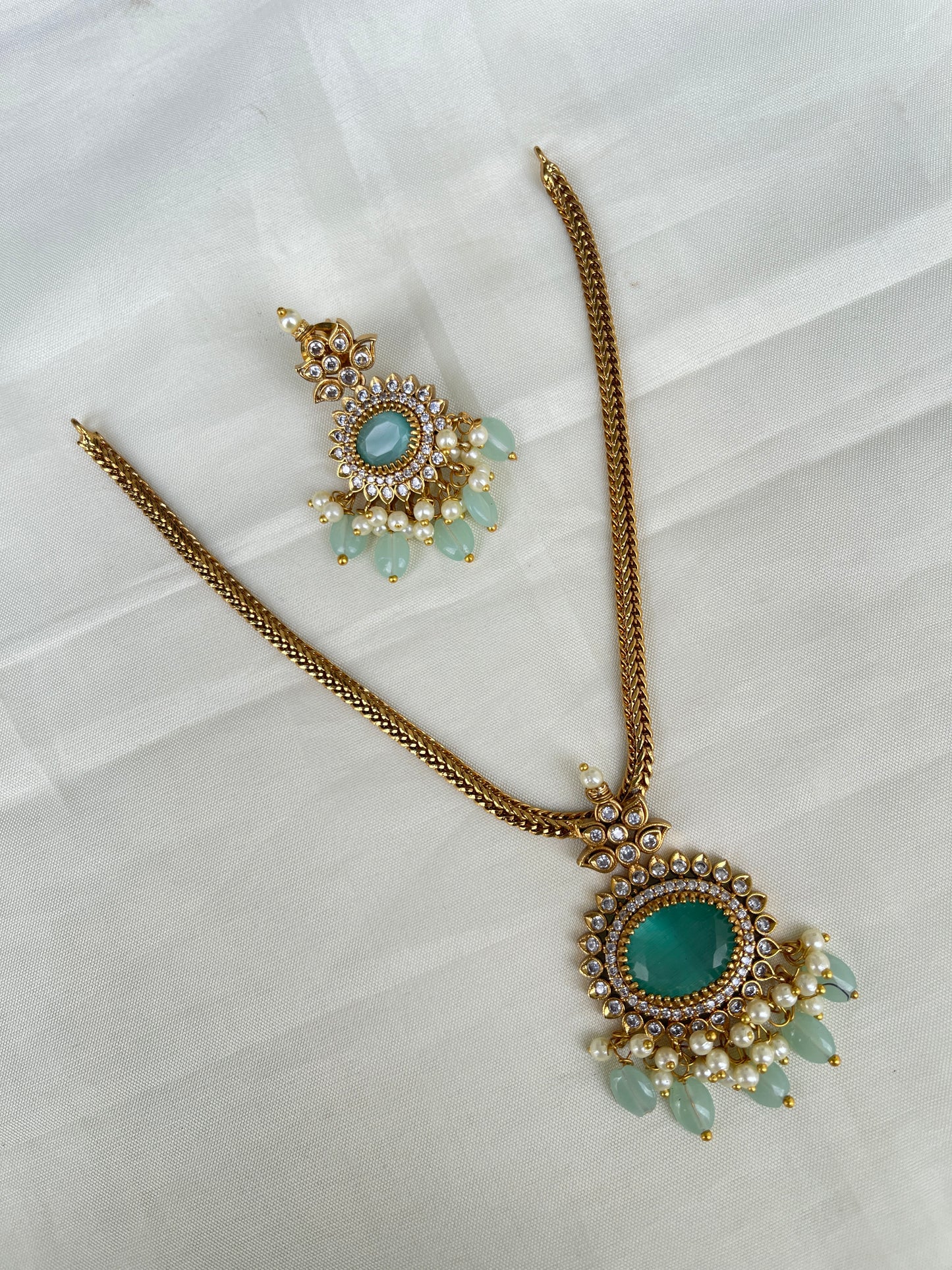 Naan chain with Earrings ns5068