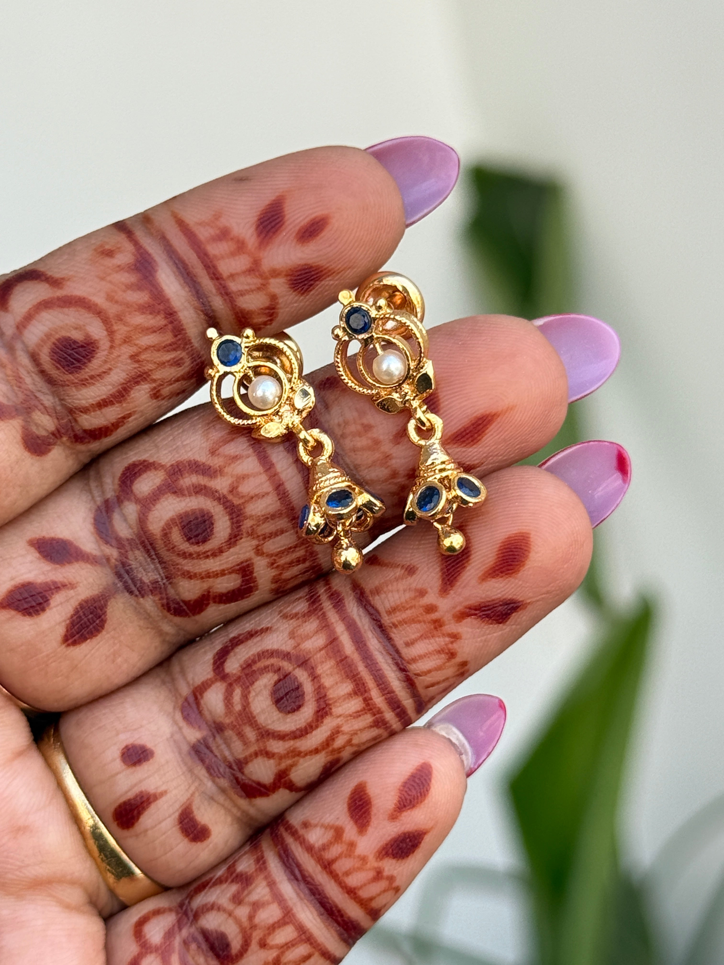 Ph345 panchaloham small butta earrings