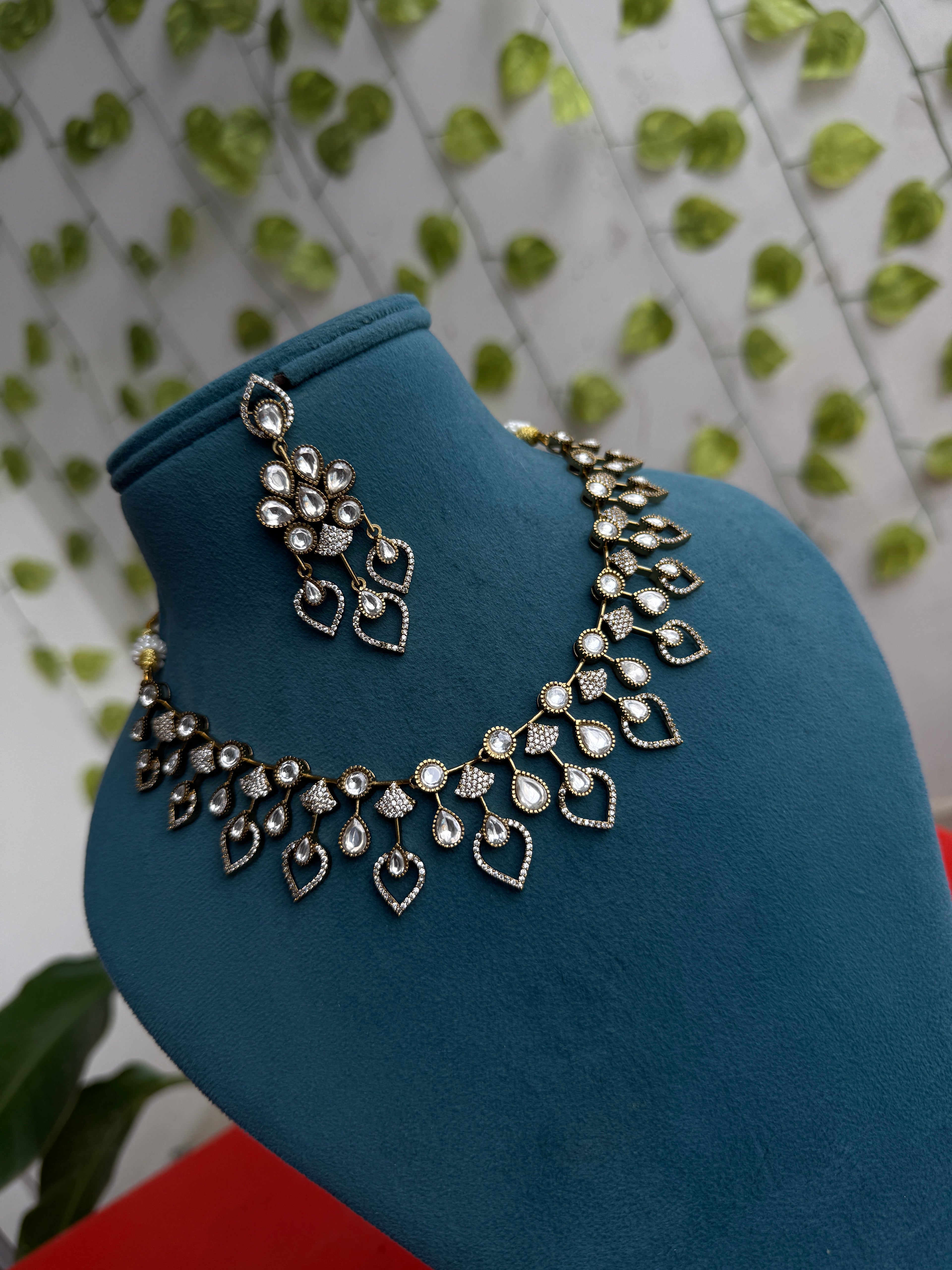 Celestial moissanite Teardrop Diamond Choker neckset with earrings ns961