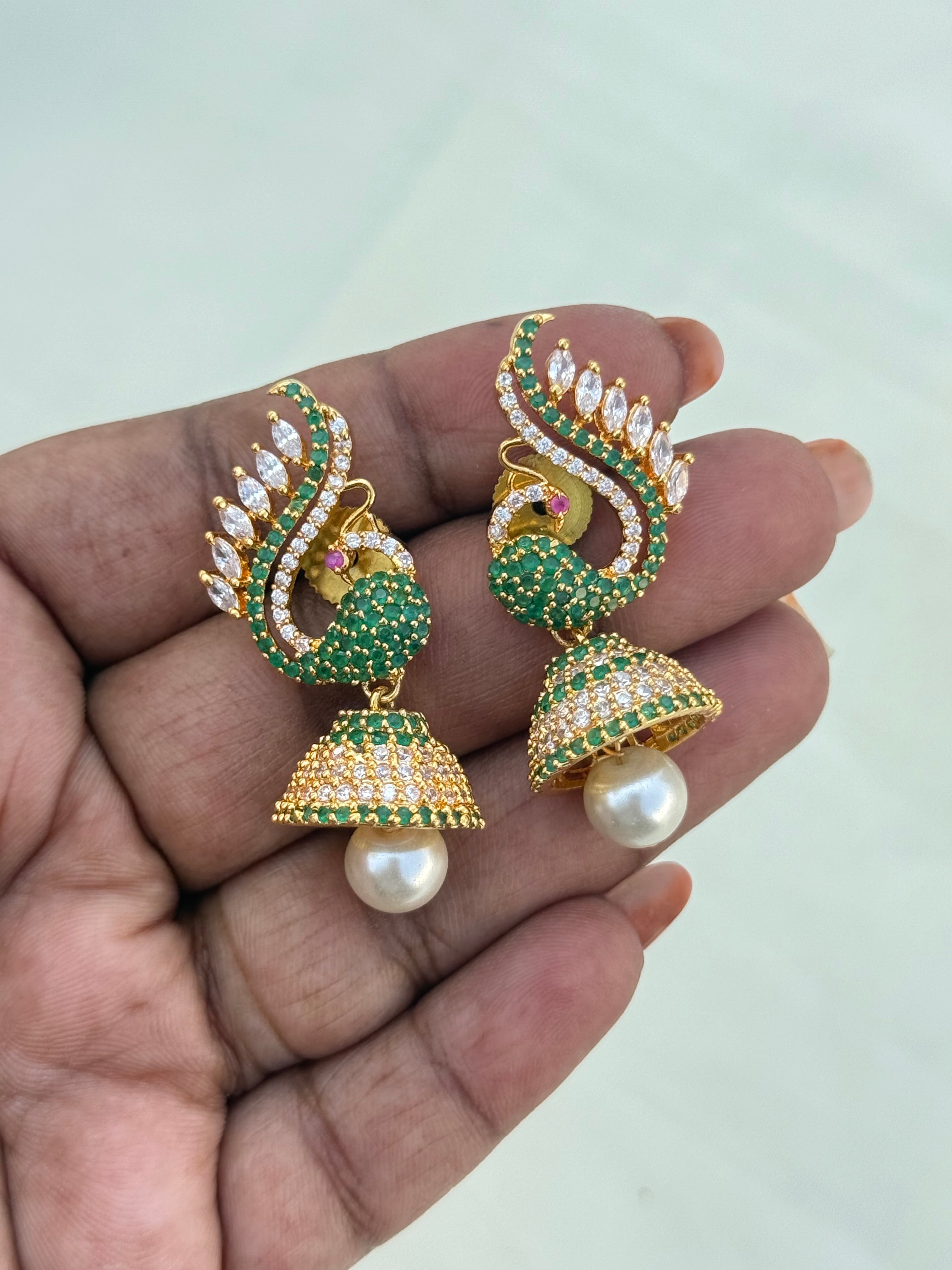 Er600 cz peacock butta Earrings