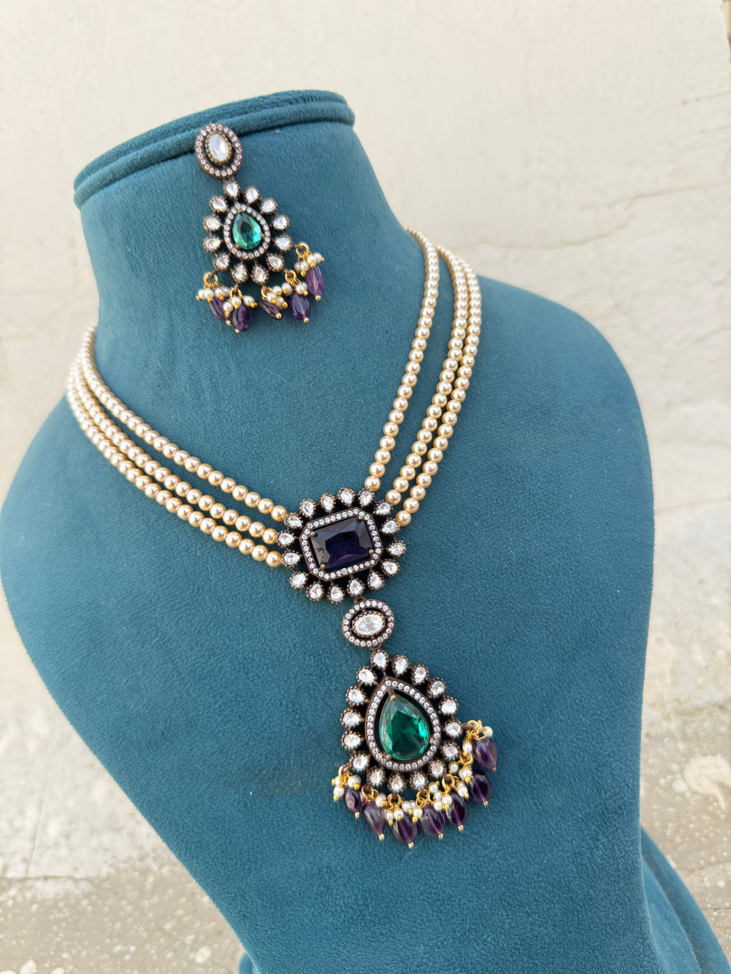 Ns545 pearl chain with Victorian moissanite pendant