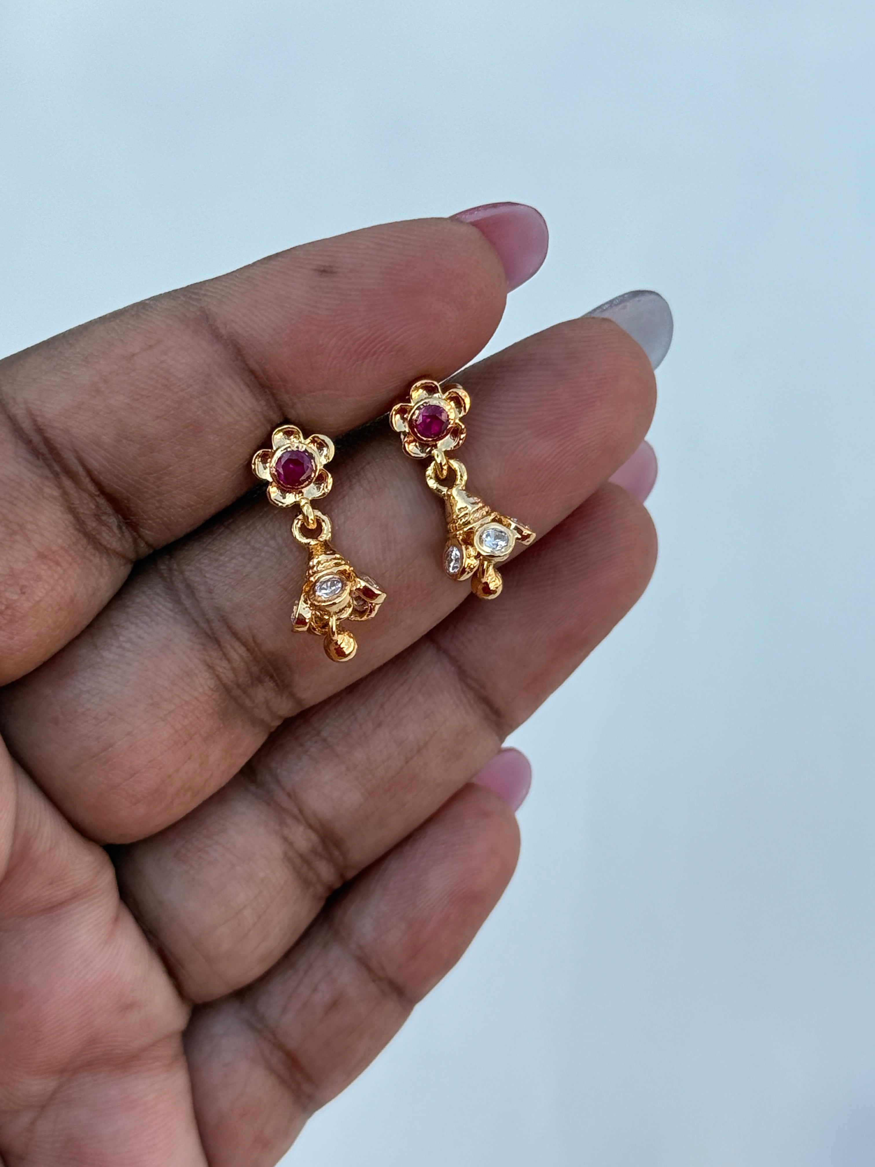 Ph183 panchaloham small butta  back screw earrings