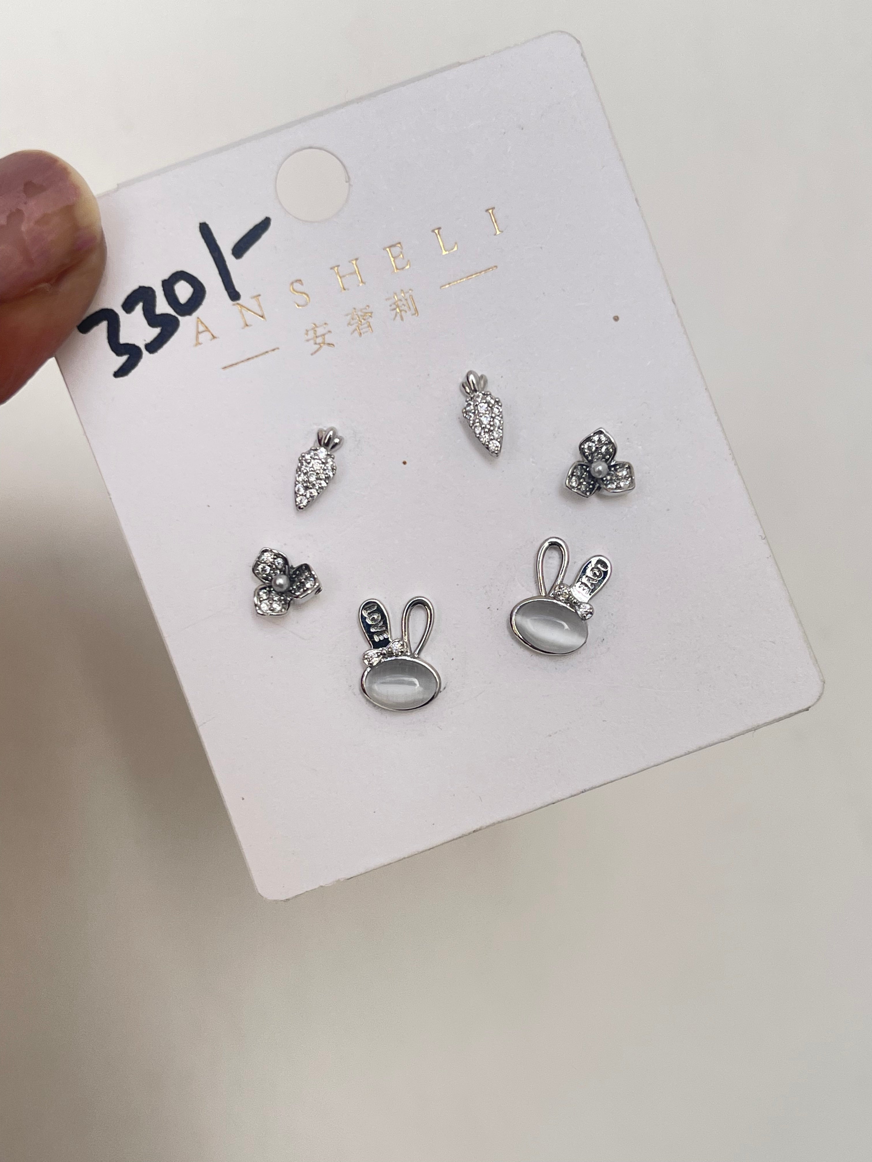 Silver bunny pack of 3 studs