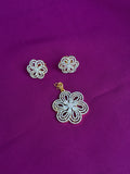 L035 flower locket with earrings