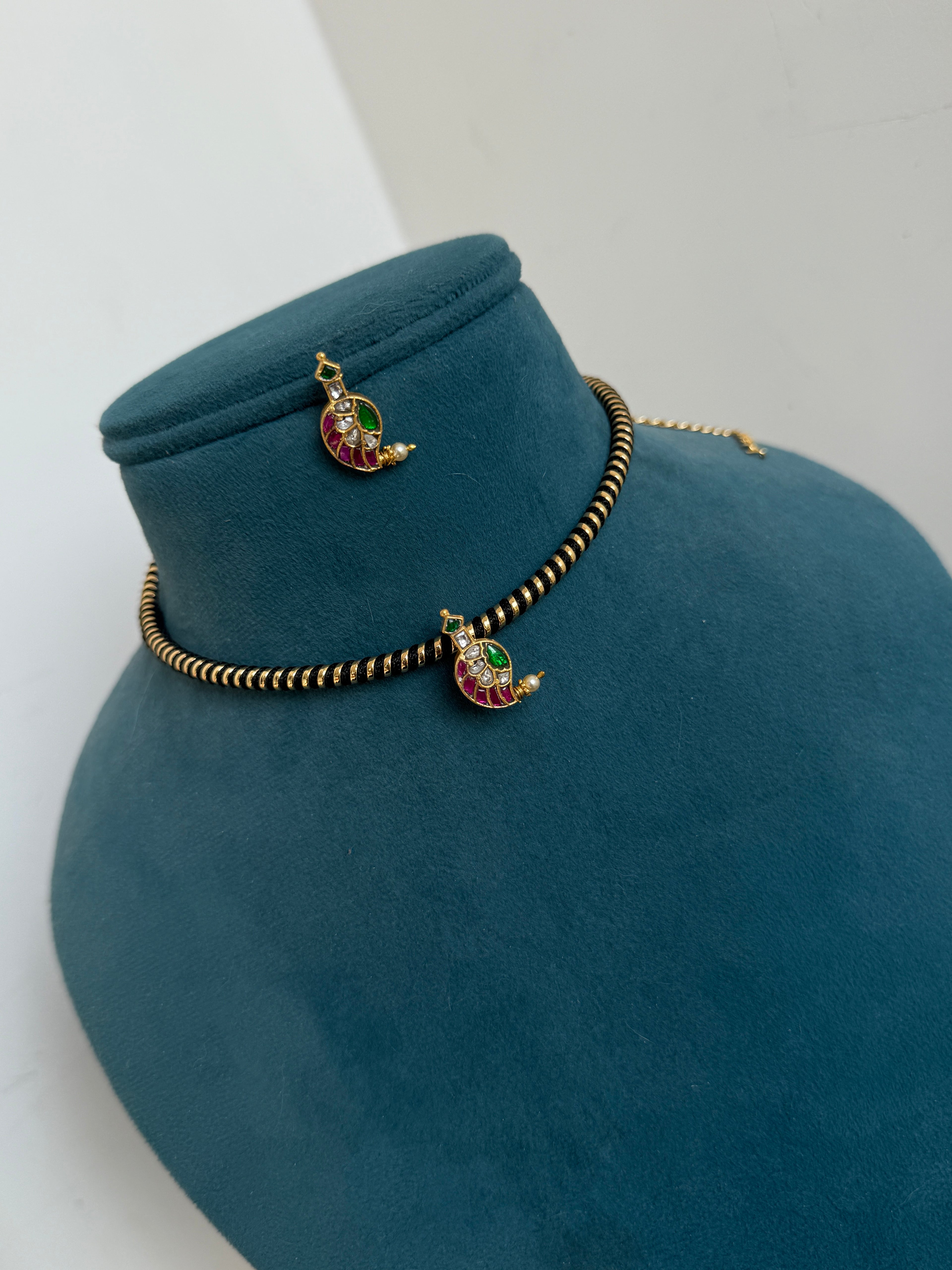 Hs020 hasli with jadau kundan mango pendent with earrings