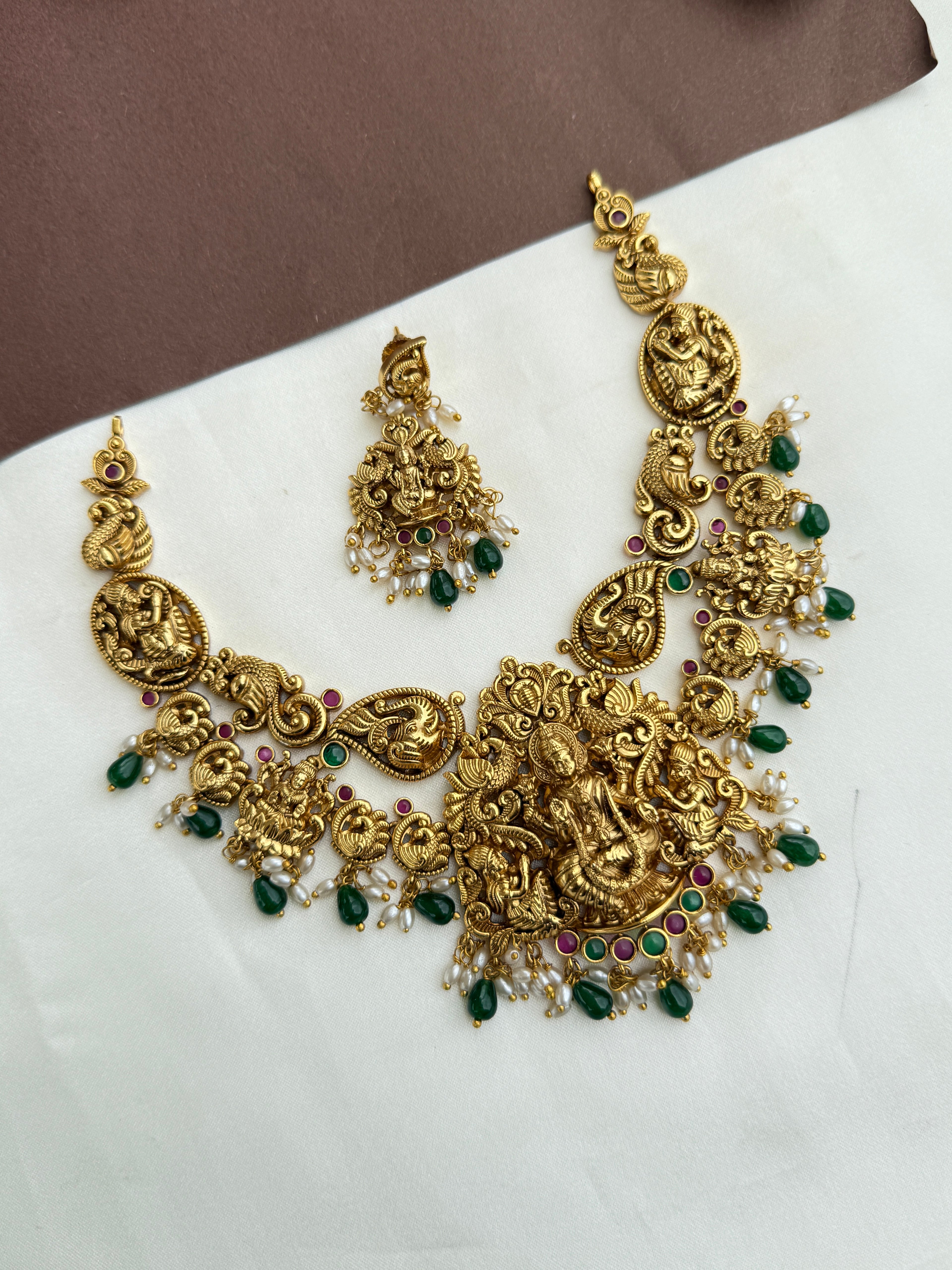 Ns533 nakshi lakshmidevi green bead neckset