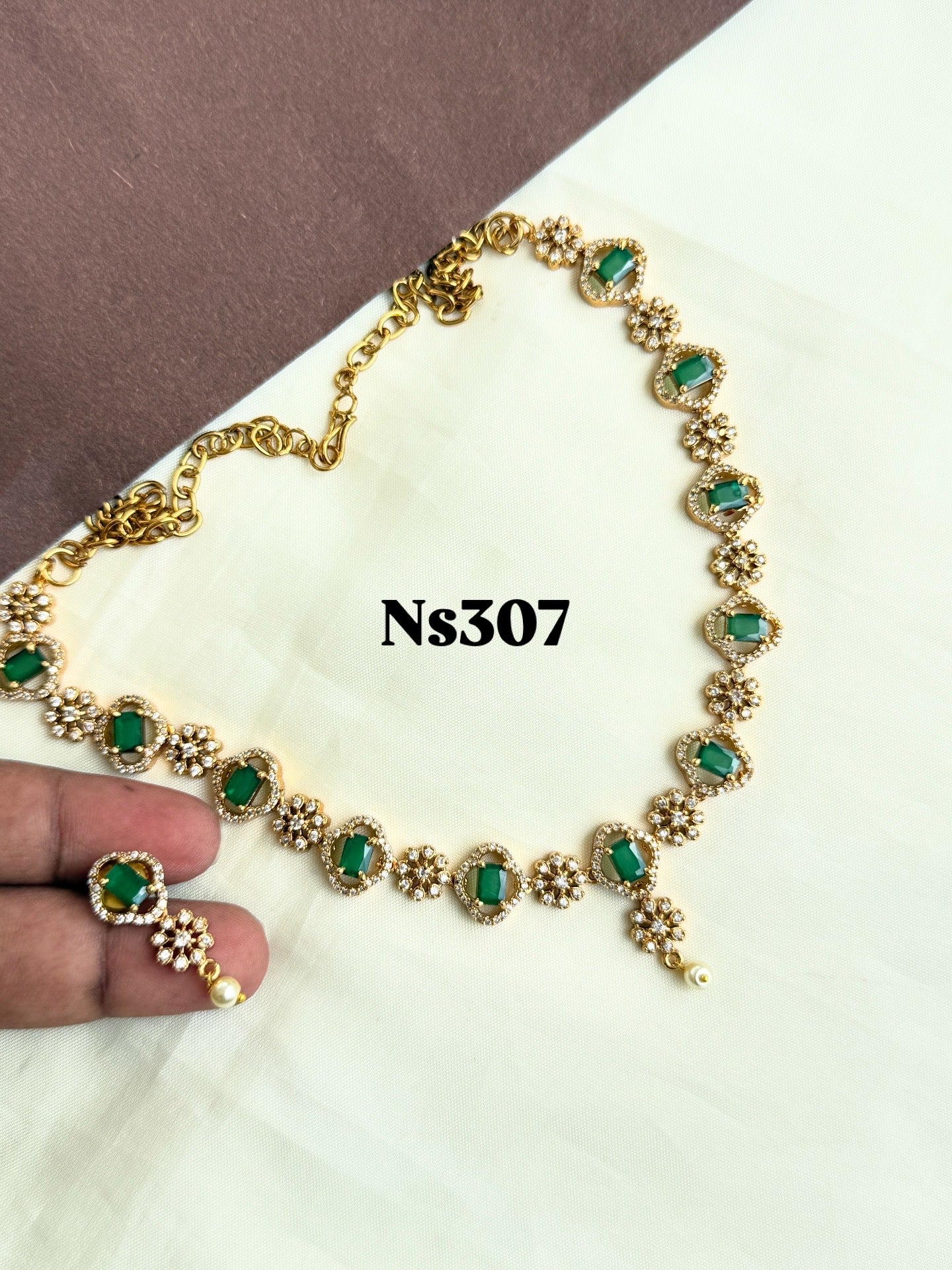 Ns307 green cz short neckset suits for kids and adults