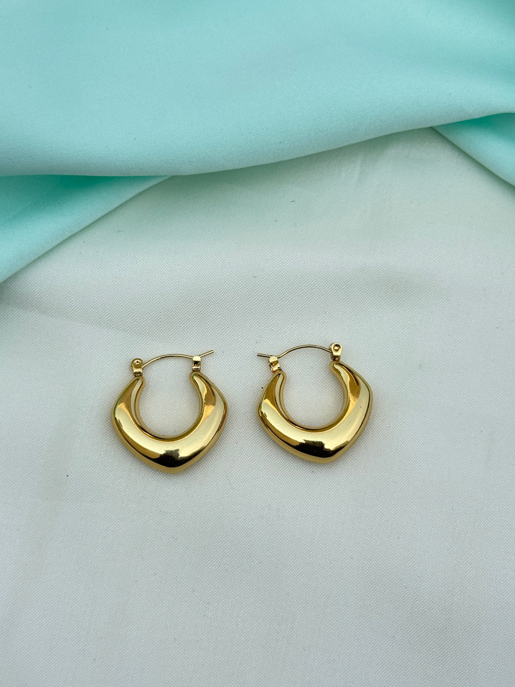 St080 anti tarnish hoops