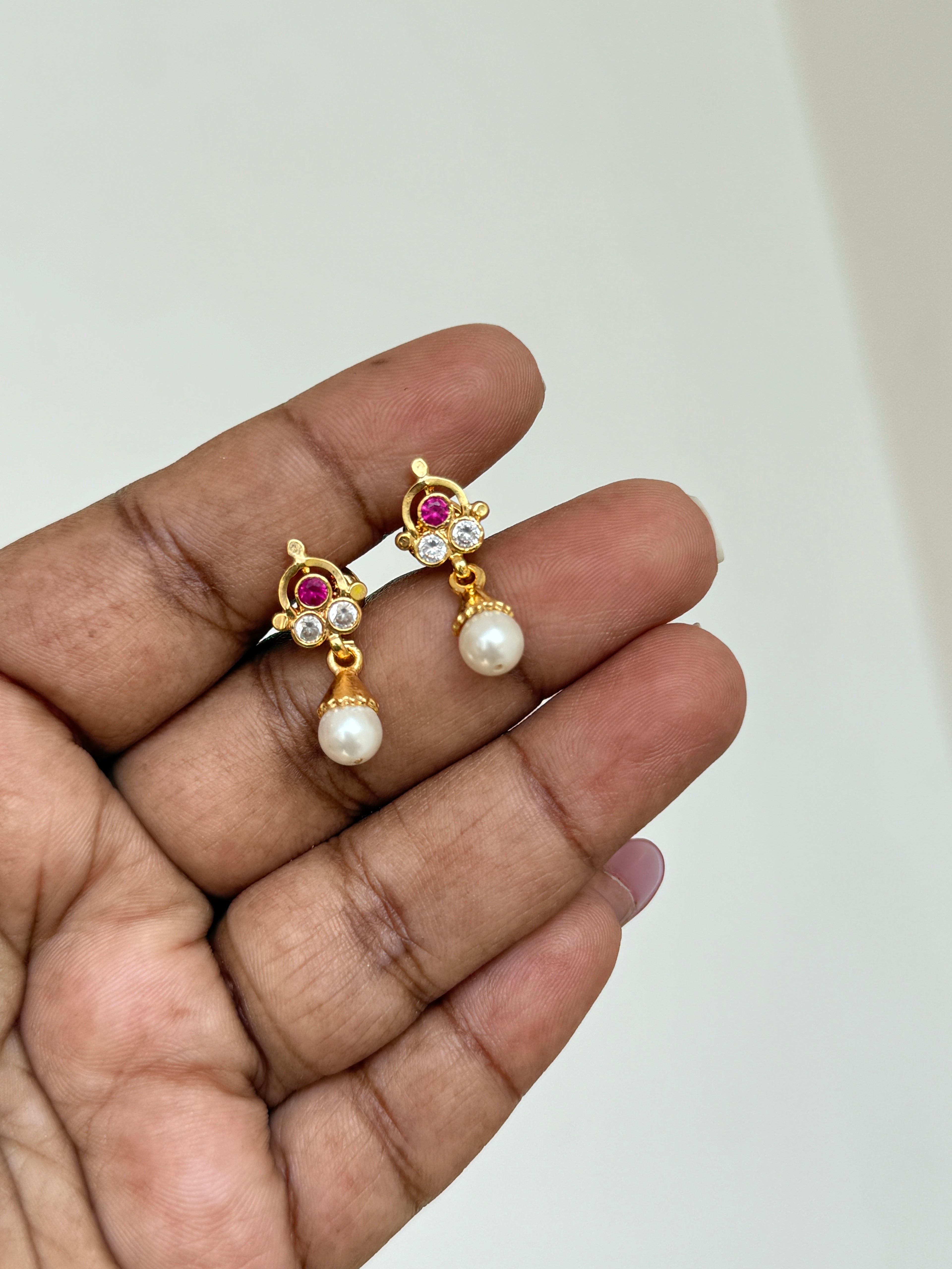 Ph323 panchaloham pearl hanging studs