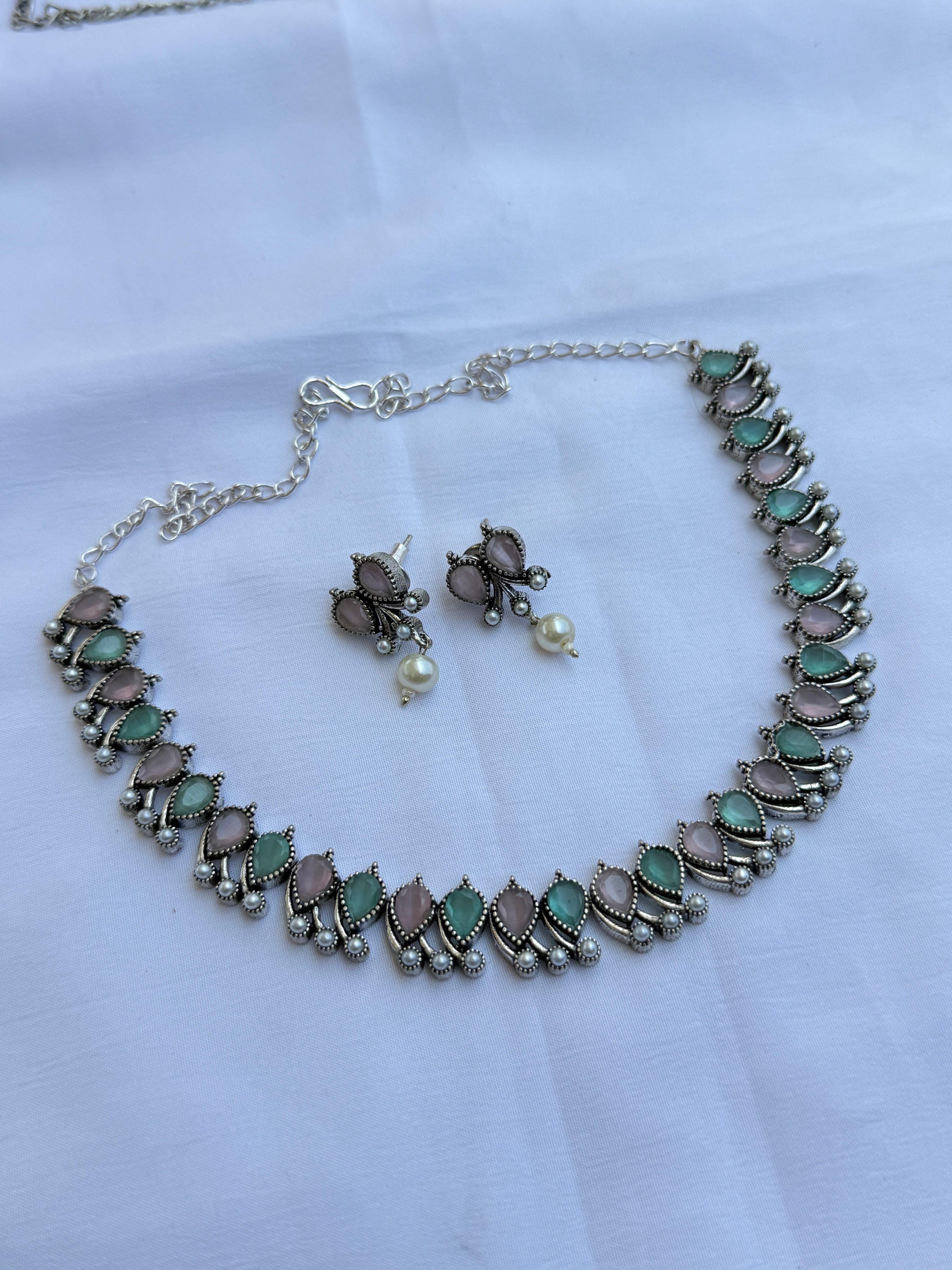 Ox105 drop multi Oxidised neckset