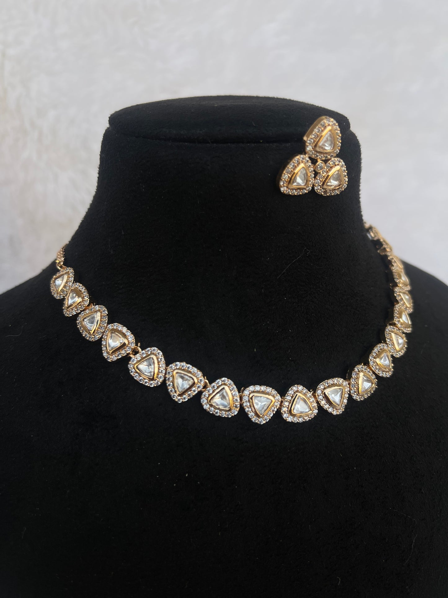 Triangle Moissanite kundan premium neckset with earrings