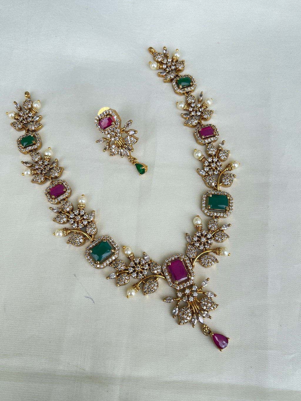 Cz multi neckset