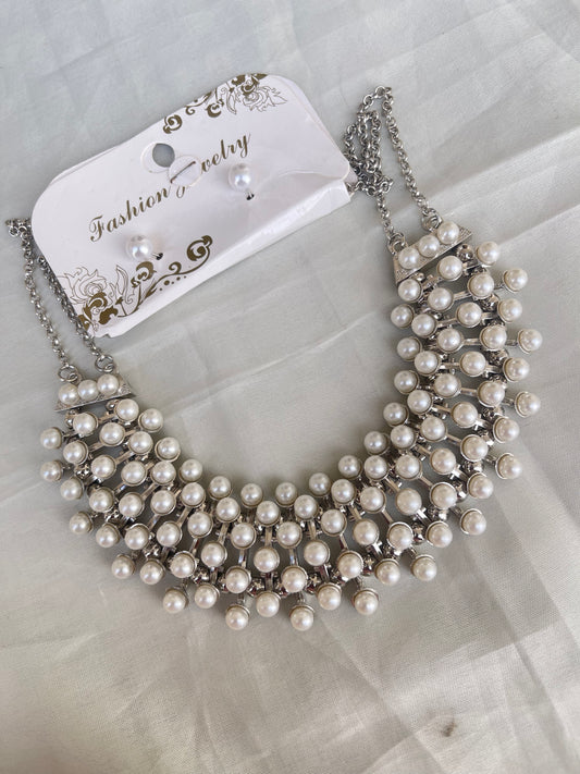 Pearl neckset