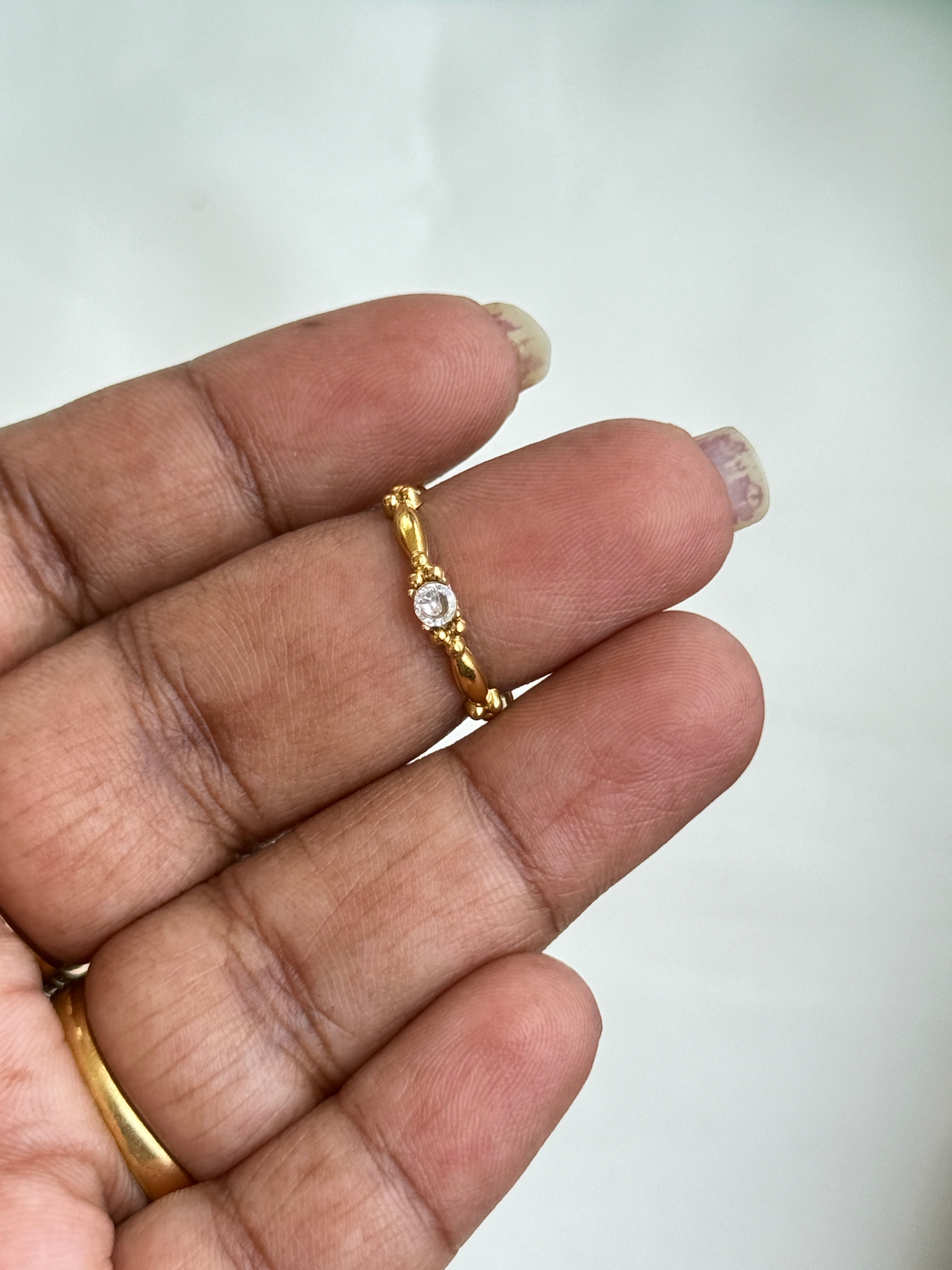 Rg096 anti tarnish stone finger rings