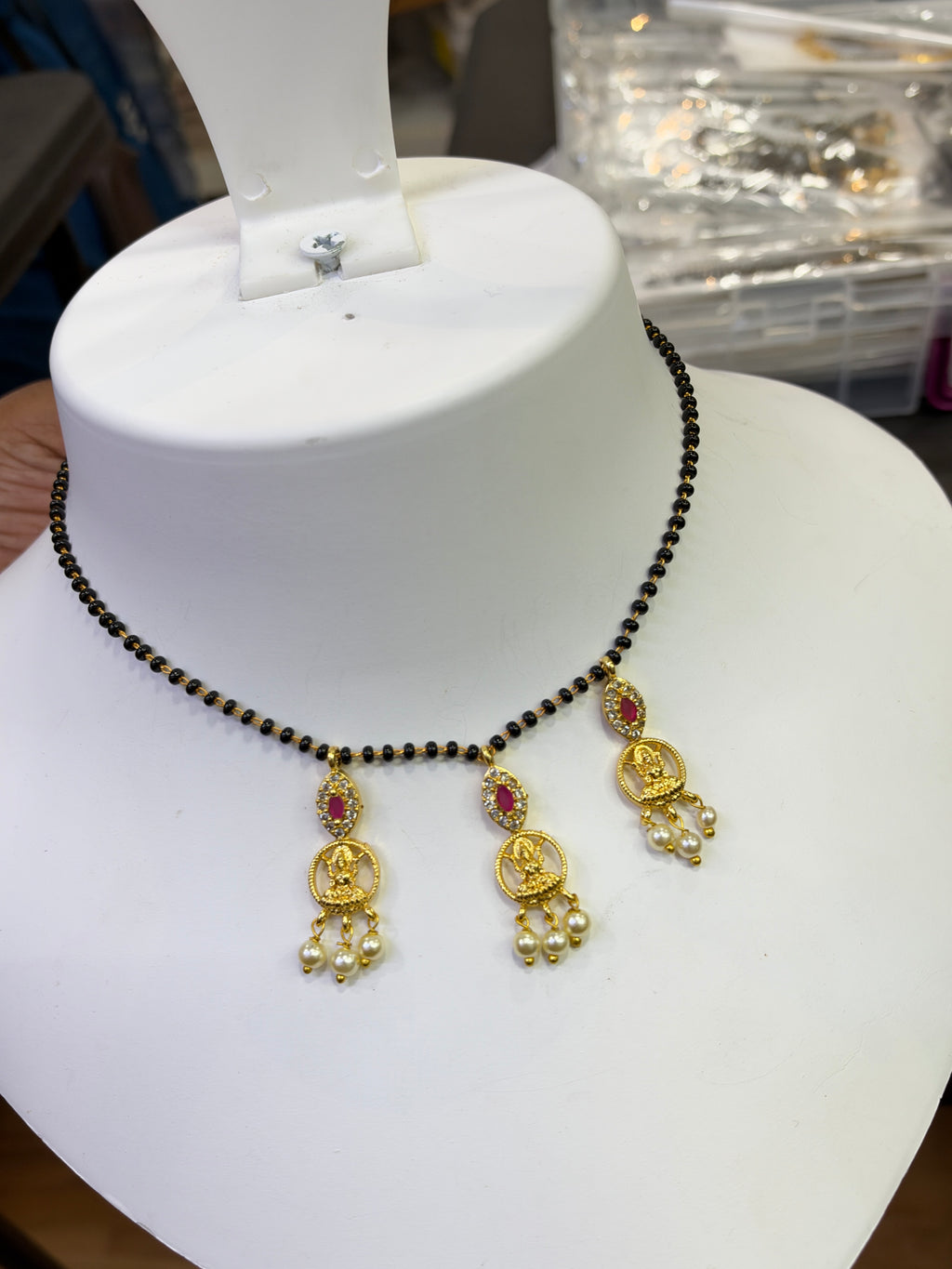 Bb461 18inches single line blackbeads