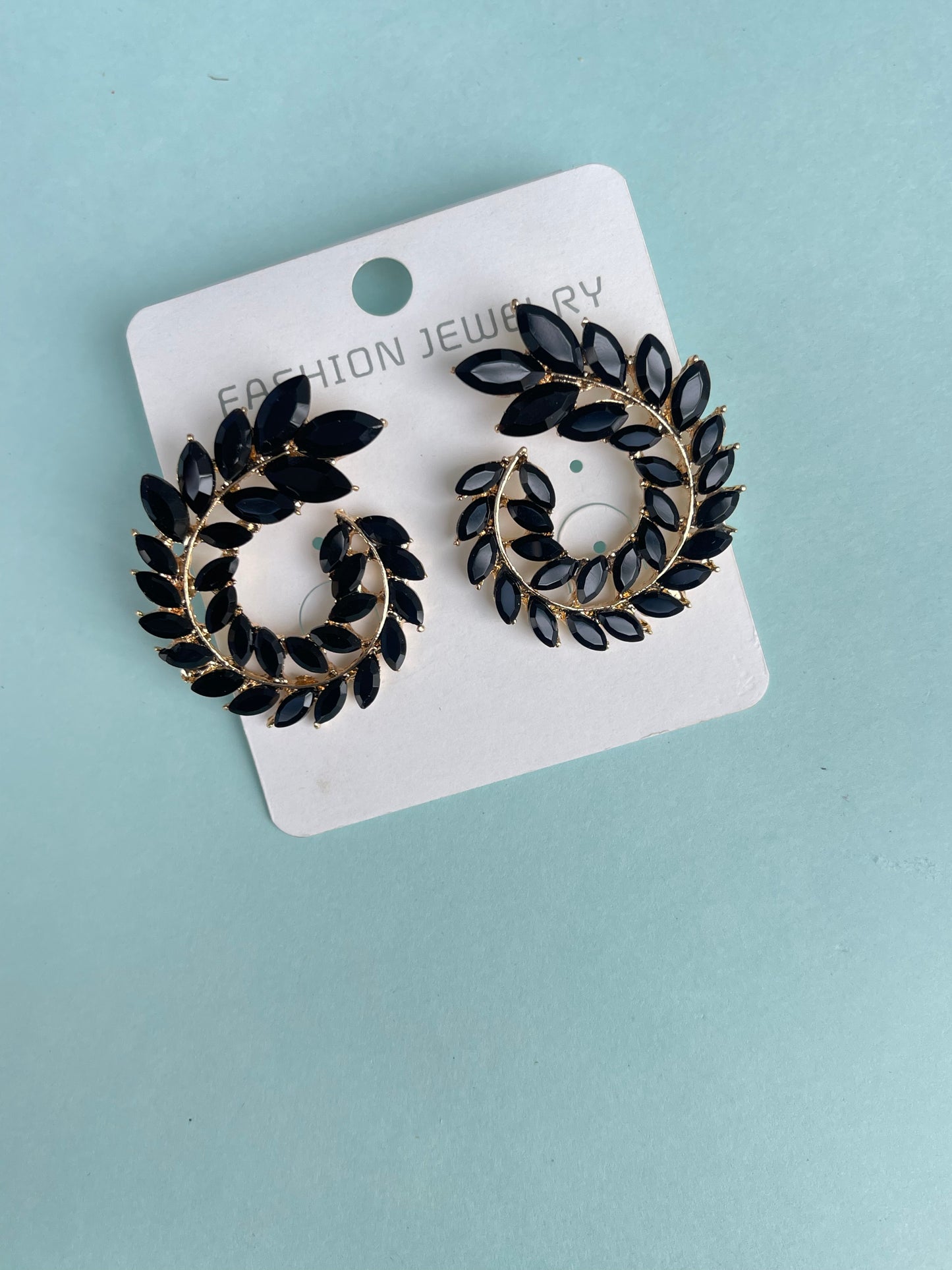 6 shape moon stone studs