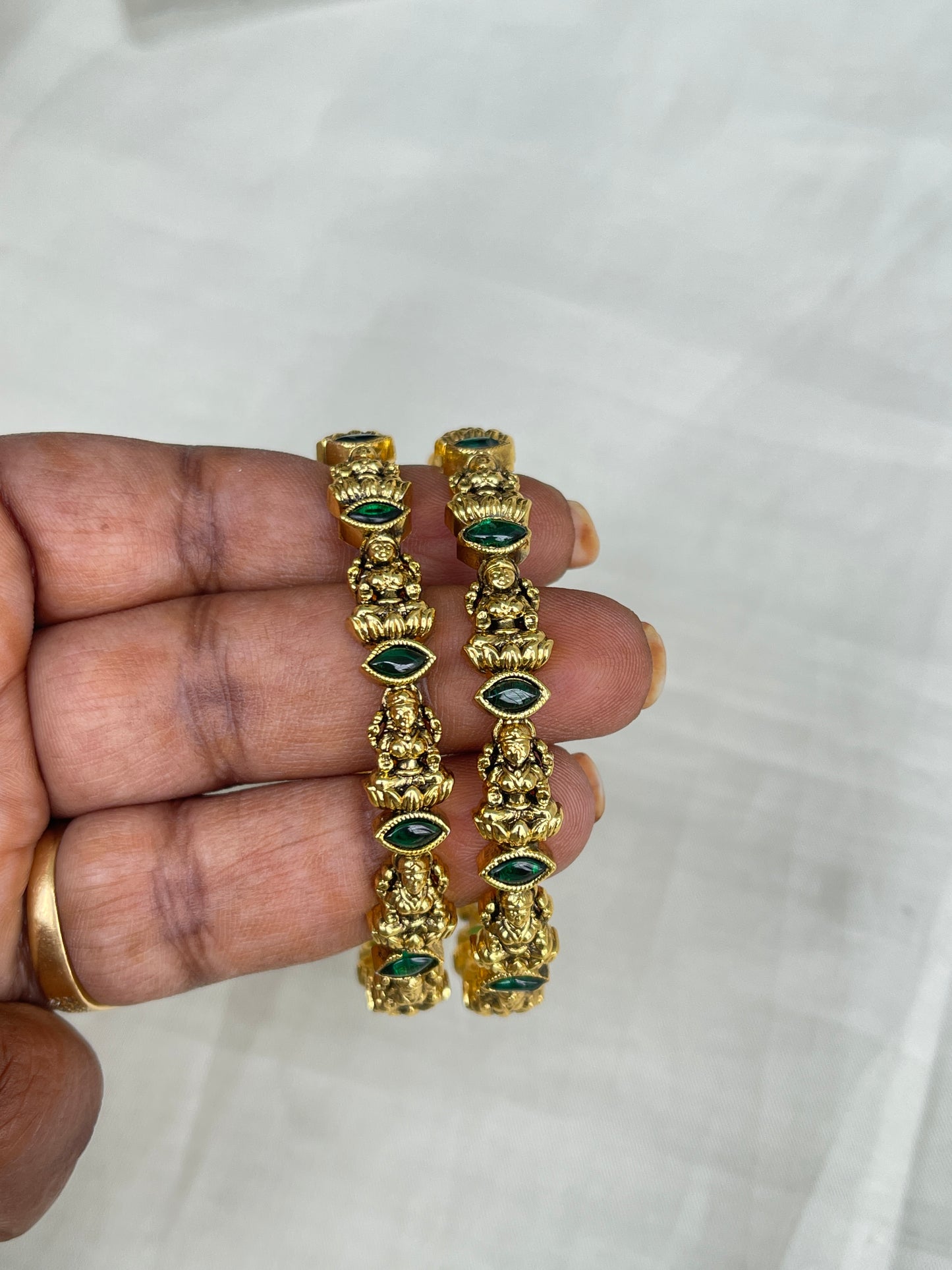 Bh 1549 Antique Lakshmi devi bangles sb513