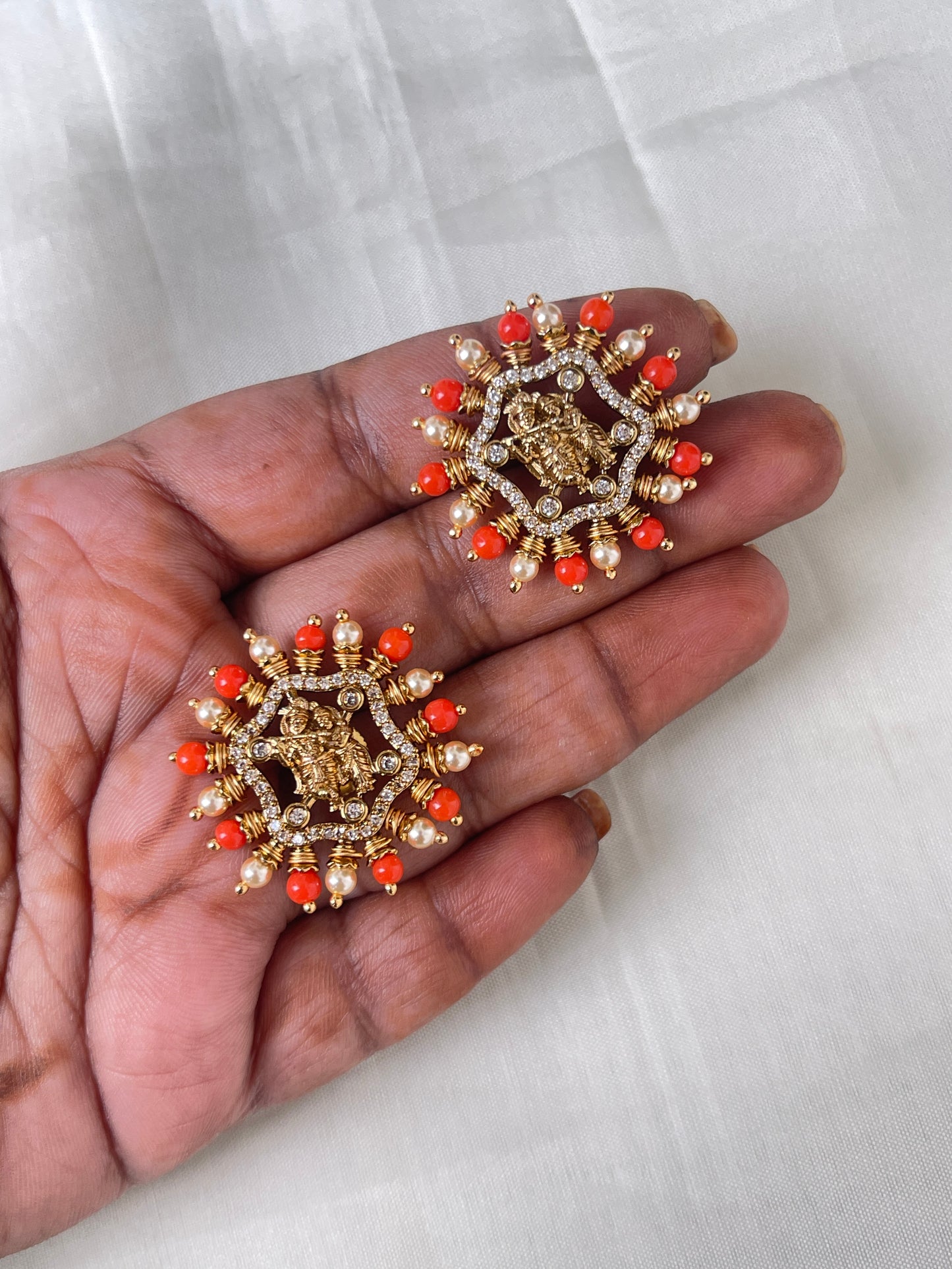 Coral radhakrishna studs.. Eg1508