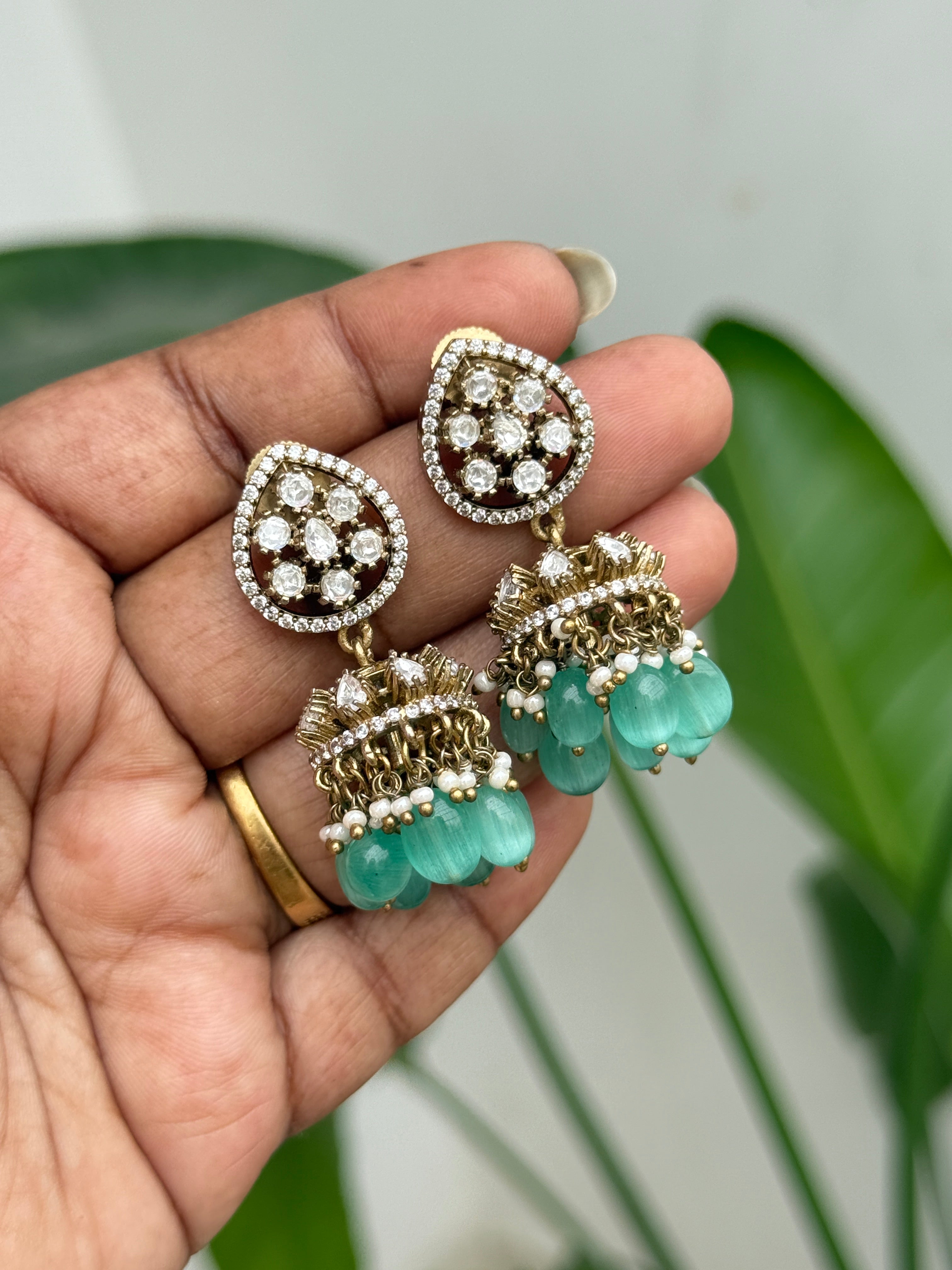 Er122 moissanite butta Earrings