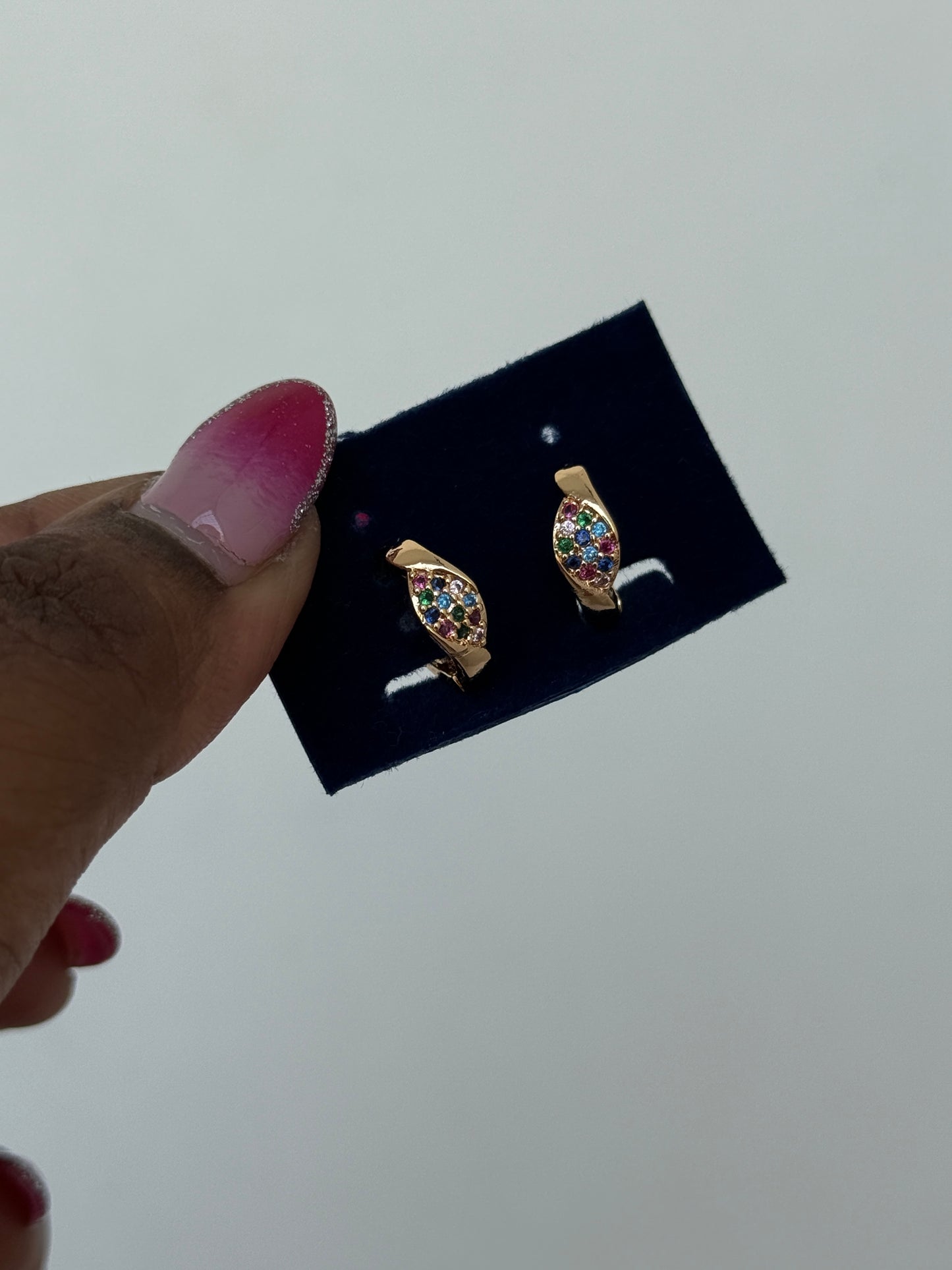 Ls001 locksystem studs.. buy any 2 for 420/-,3 for 580/-