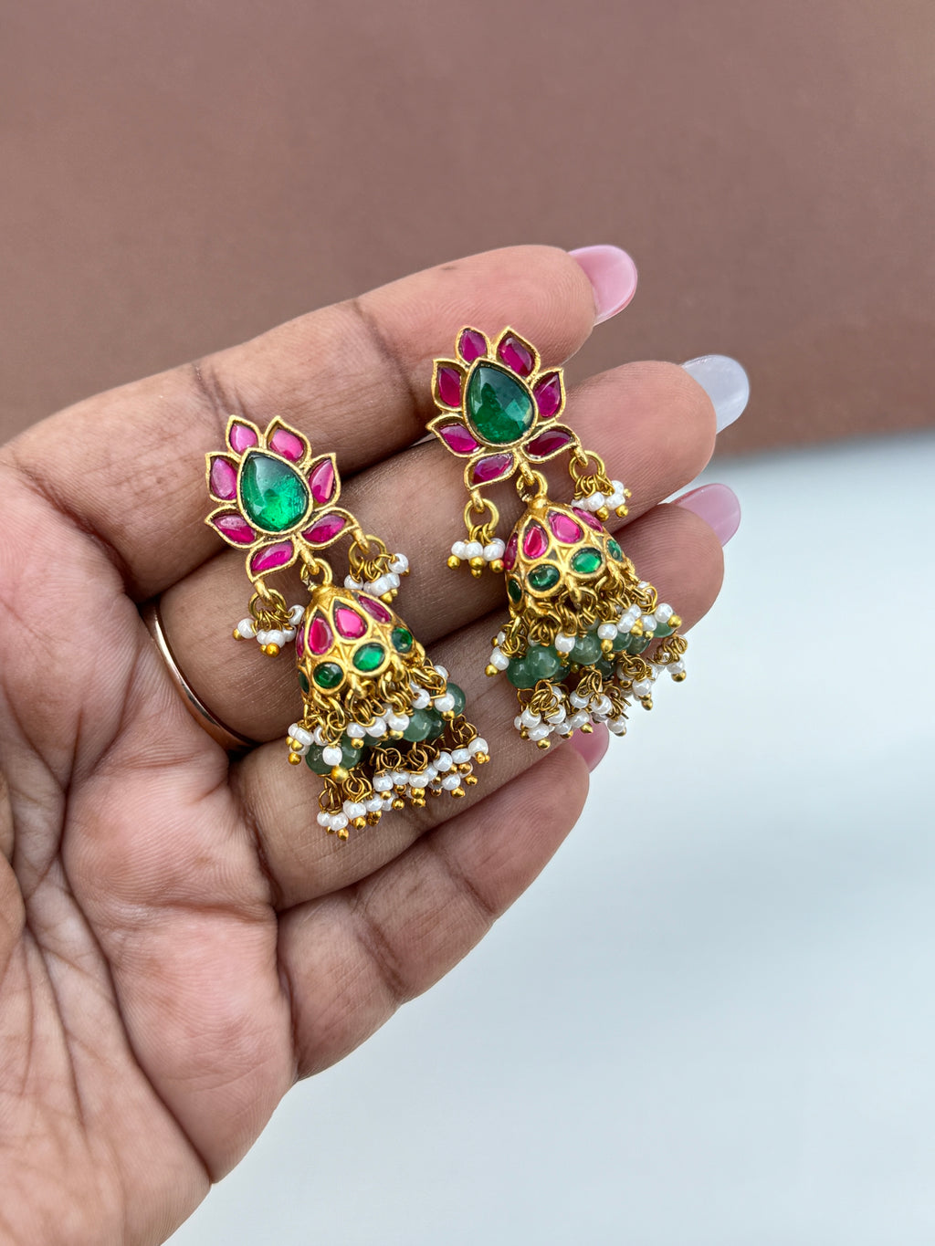 Er158 jadau kundan butta earrings