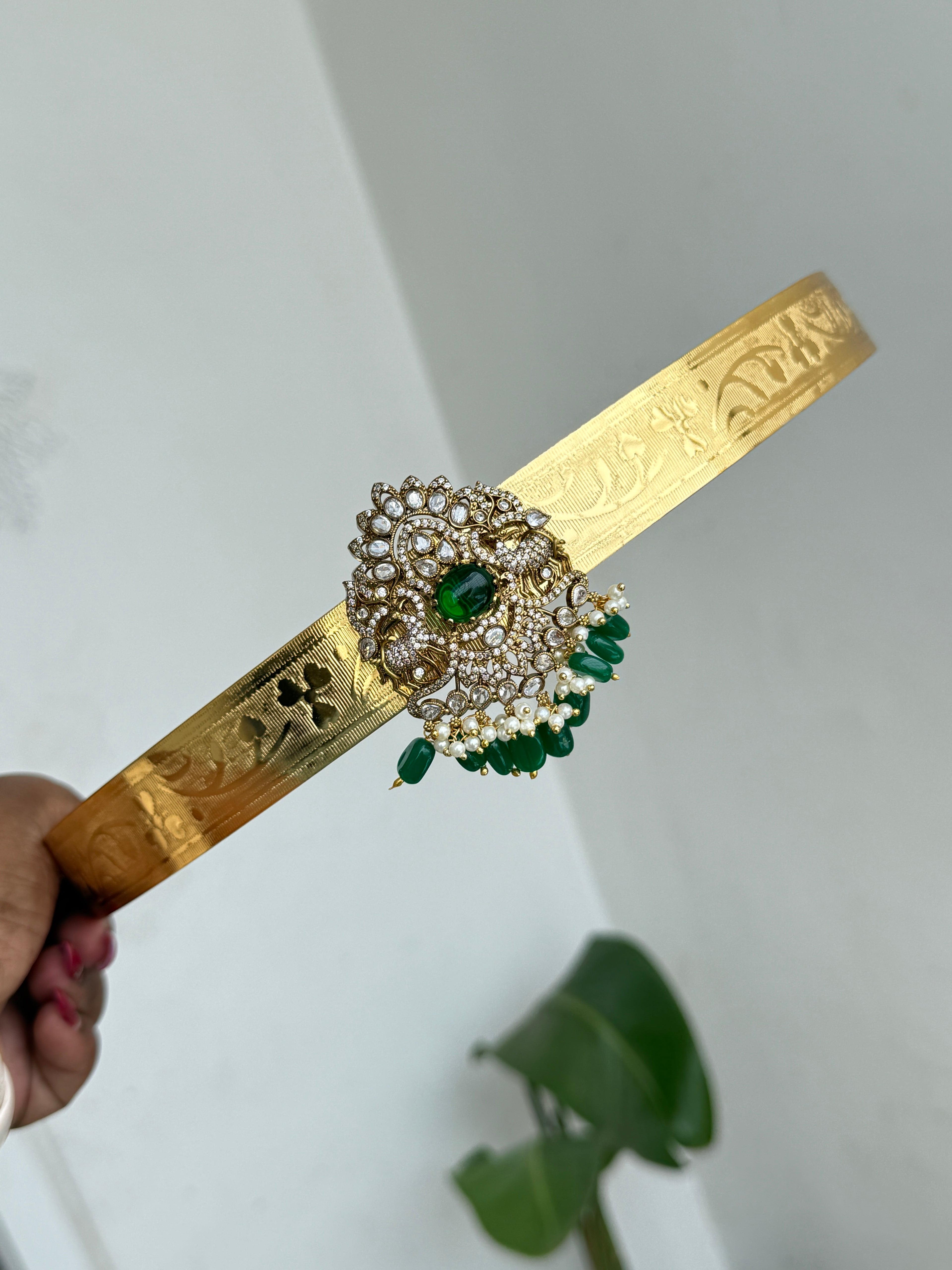 Hb640 adults texture hipbelt with green beads