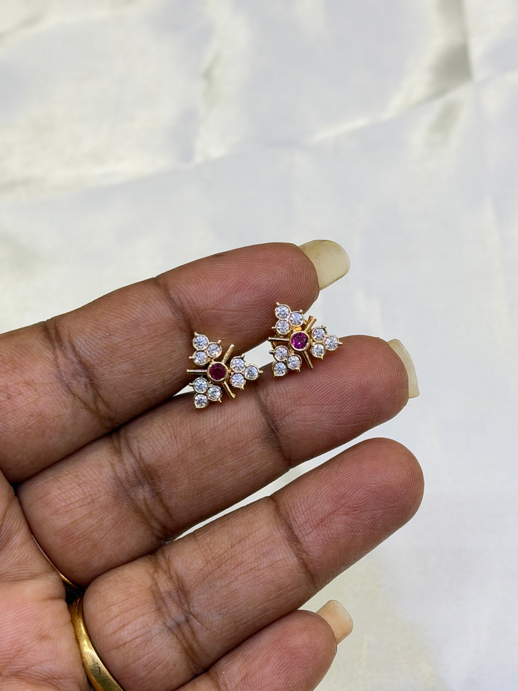 Ph900 Panchaloham flower back screw studs