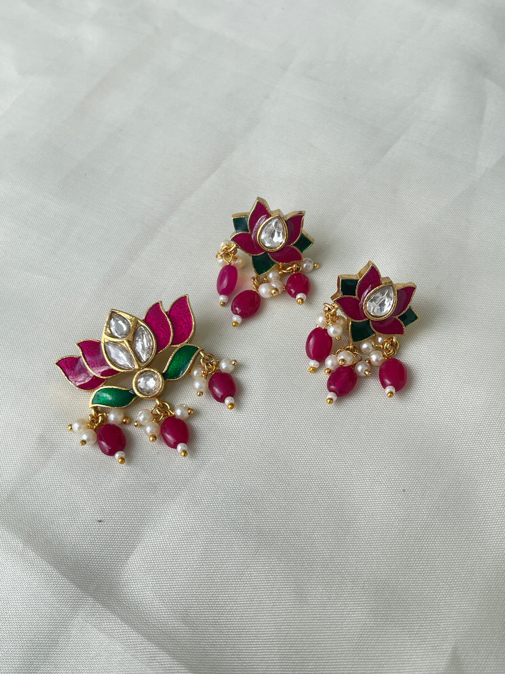 Lotus Pendant with earrings
