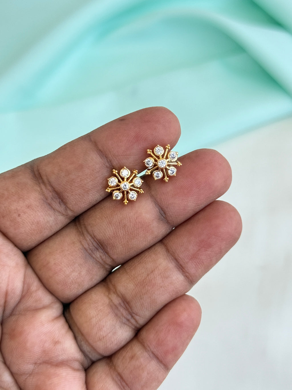 Ph522 Panchaloham small flower back screw studs