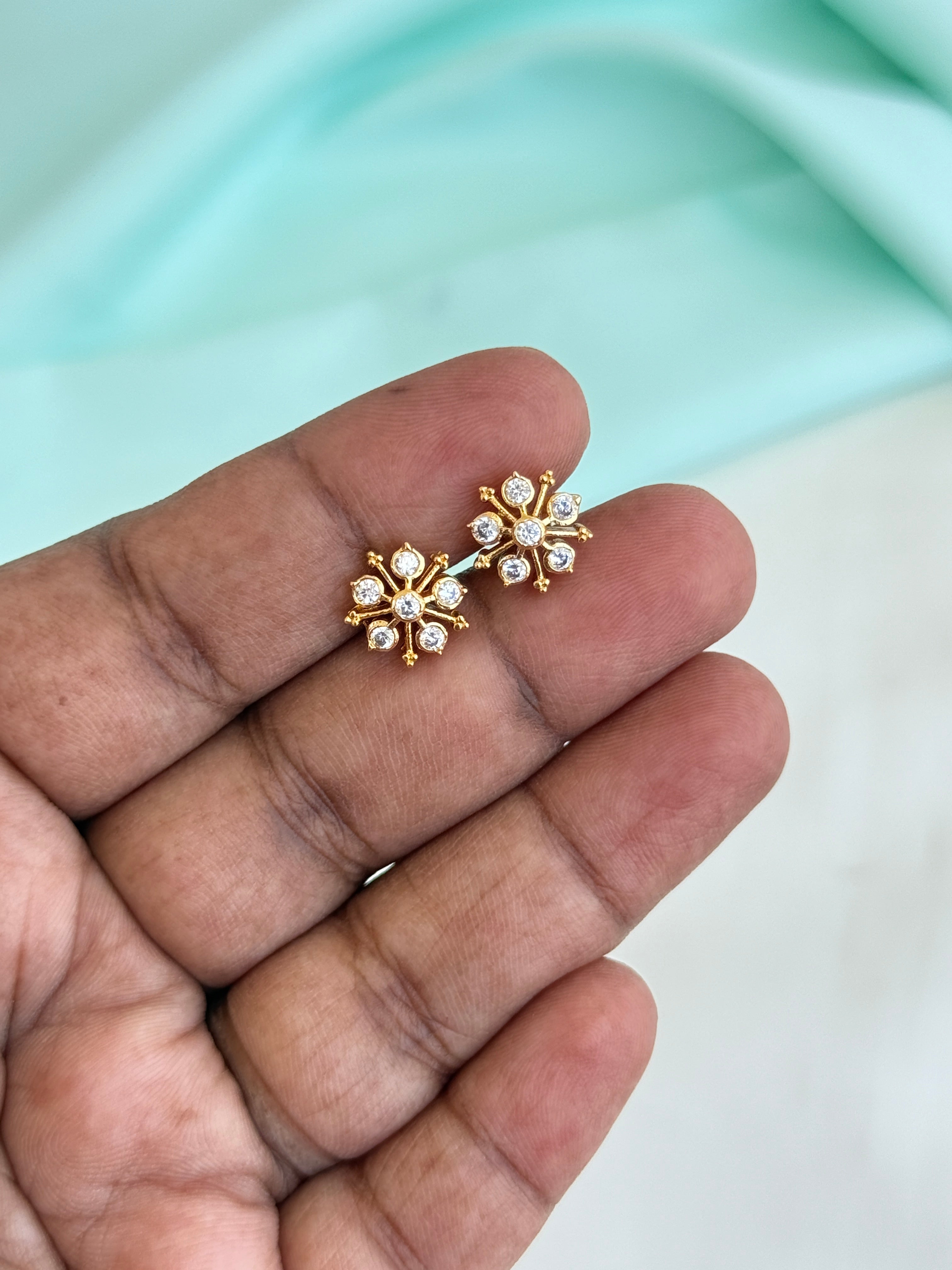 Ph522 Panchaloham small flower back screw studs