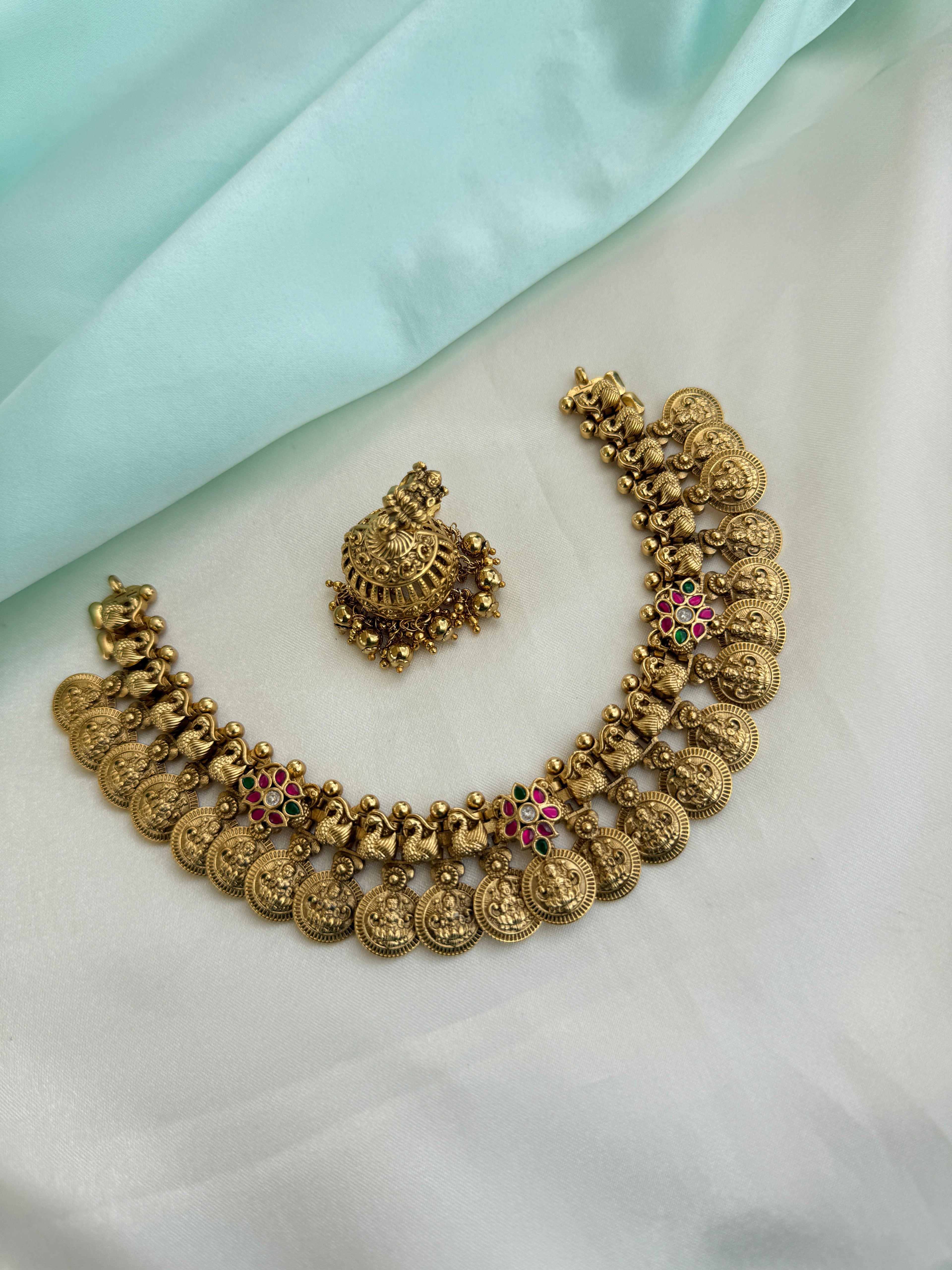 Lakshmi Devi kasu neckset with butta earrings ns901