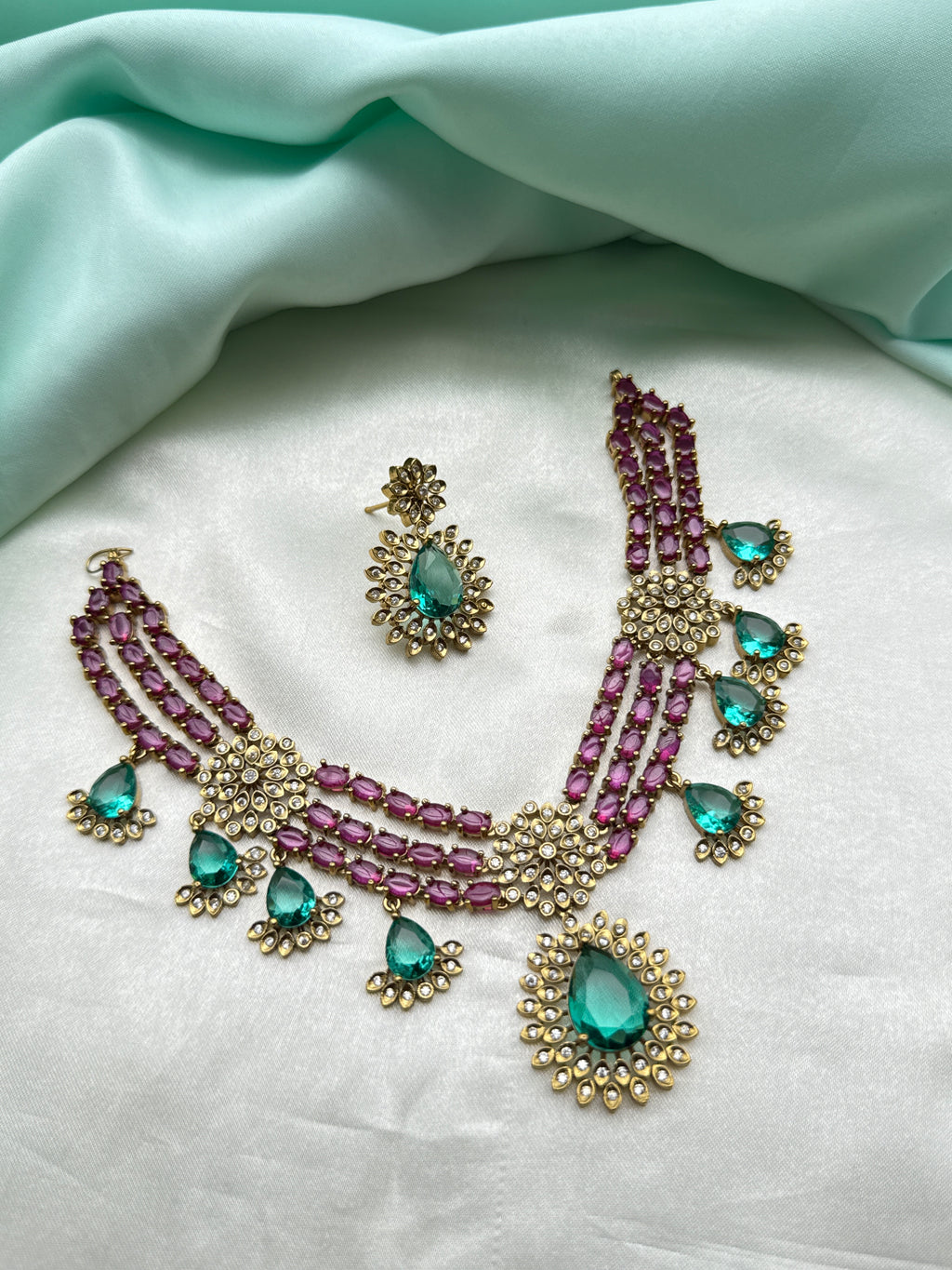 Ns248 multi 3 layers short neckset with drop earrings