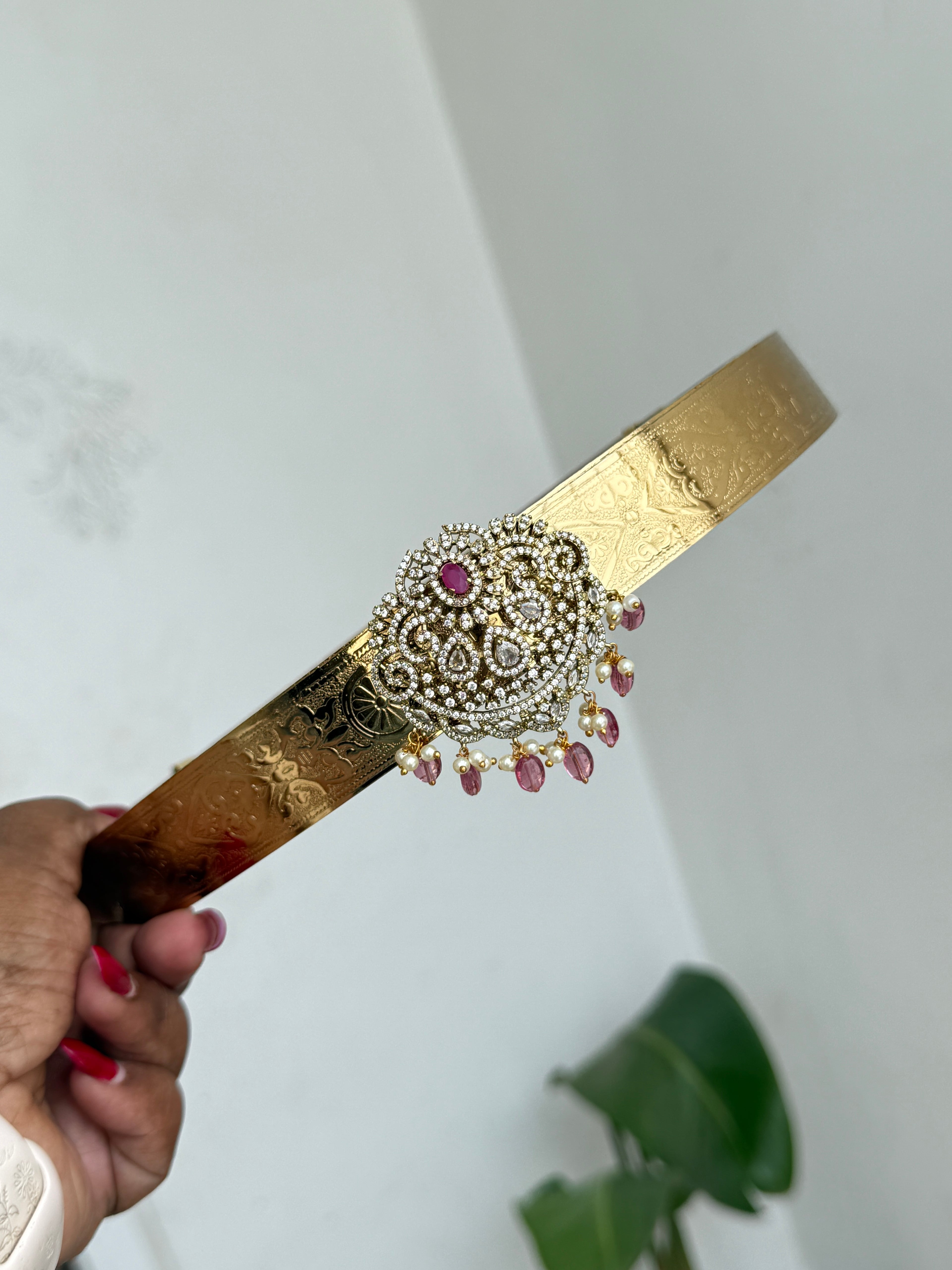 Hb673 adults texture hipbelt with purple beads and pink beads