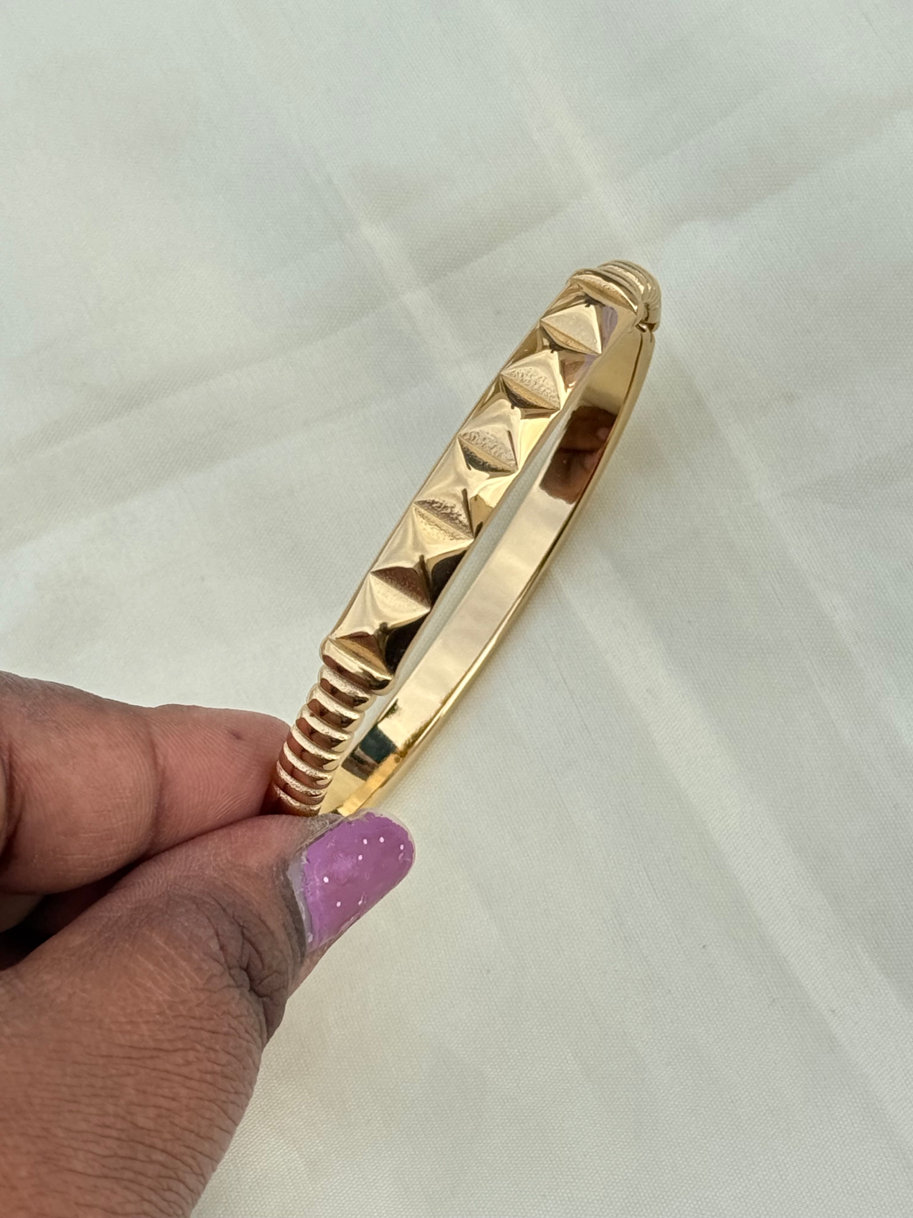 Ab002 anti-tarnish gold bracelet