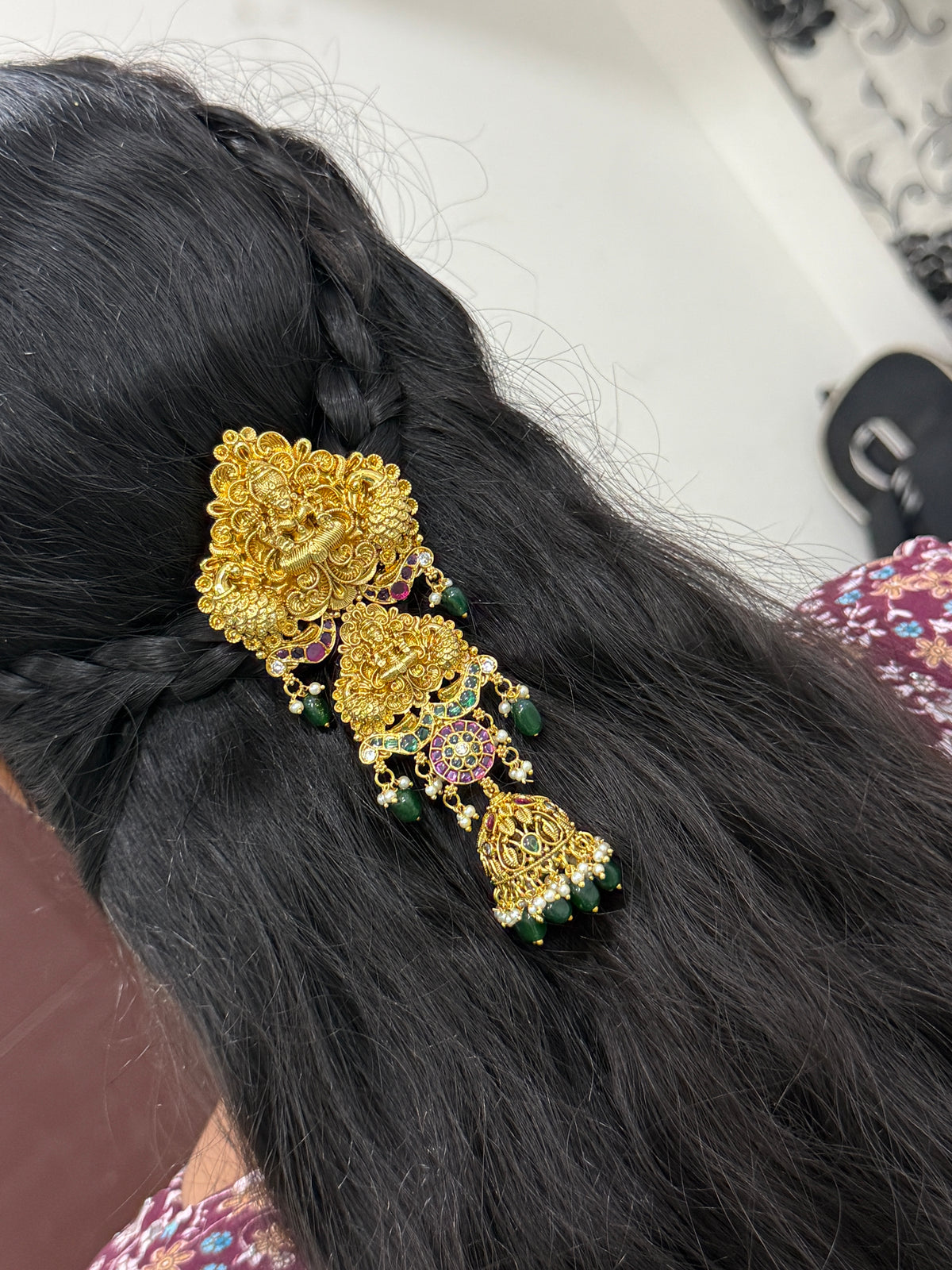 Lakshmidevi peacock kemp stones with green beads butta jada Billa jd021