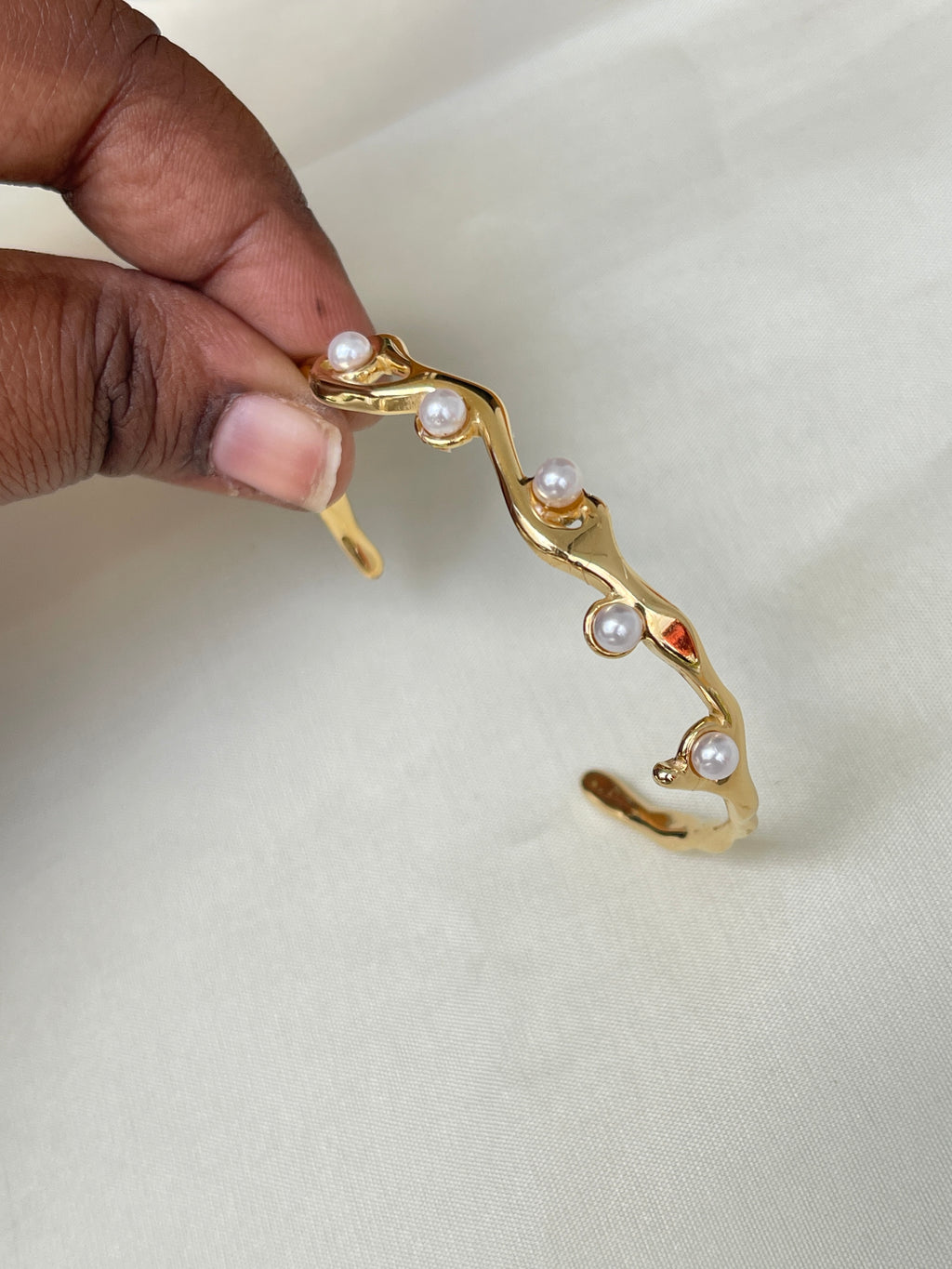 5 pearls gold bracelet