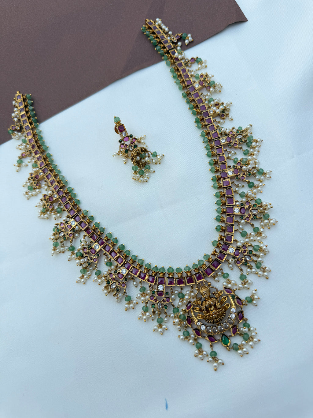 Lh576 kemp lakshmi devi guttapusalu long haram